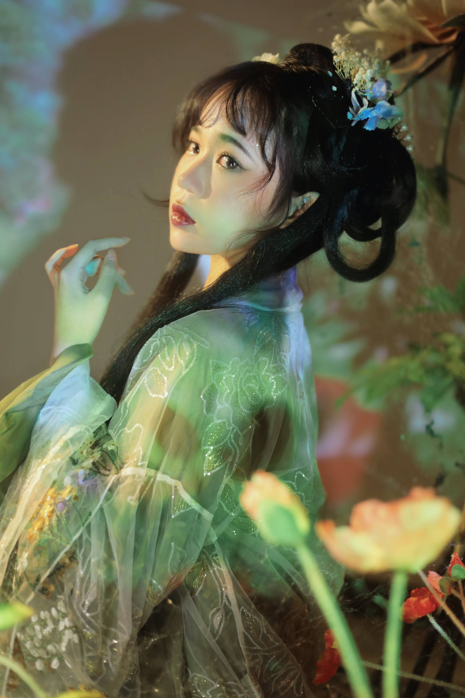 [YITUYU艺图语]2022.08.27 小菌人 一只高高[24P/496MB]