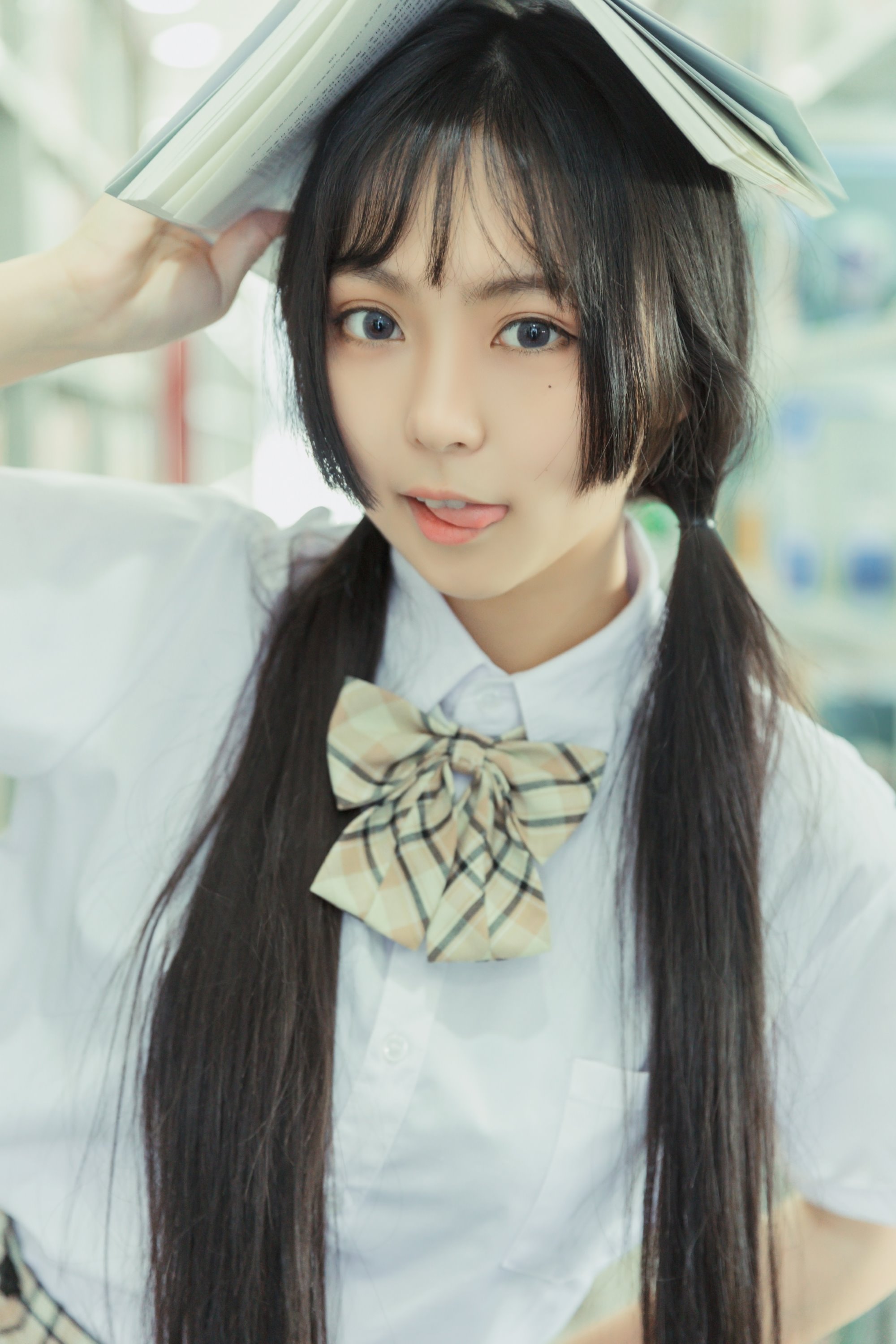 [YITUYU艺图语]2022.08.11 毕业季 阡墨红尘[30+1P/426MB]