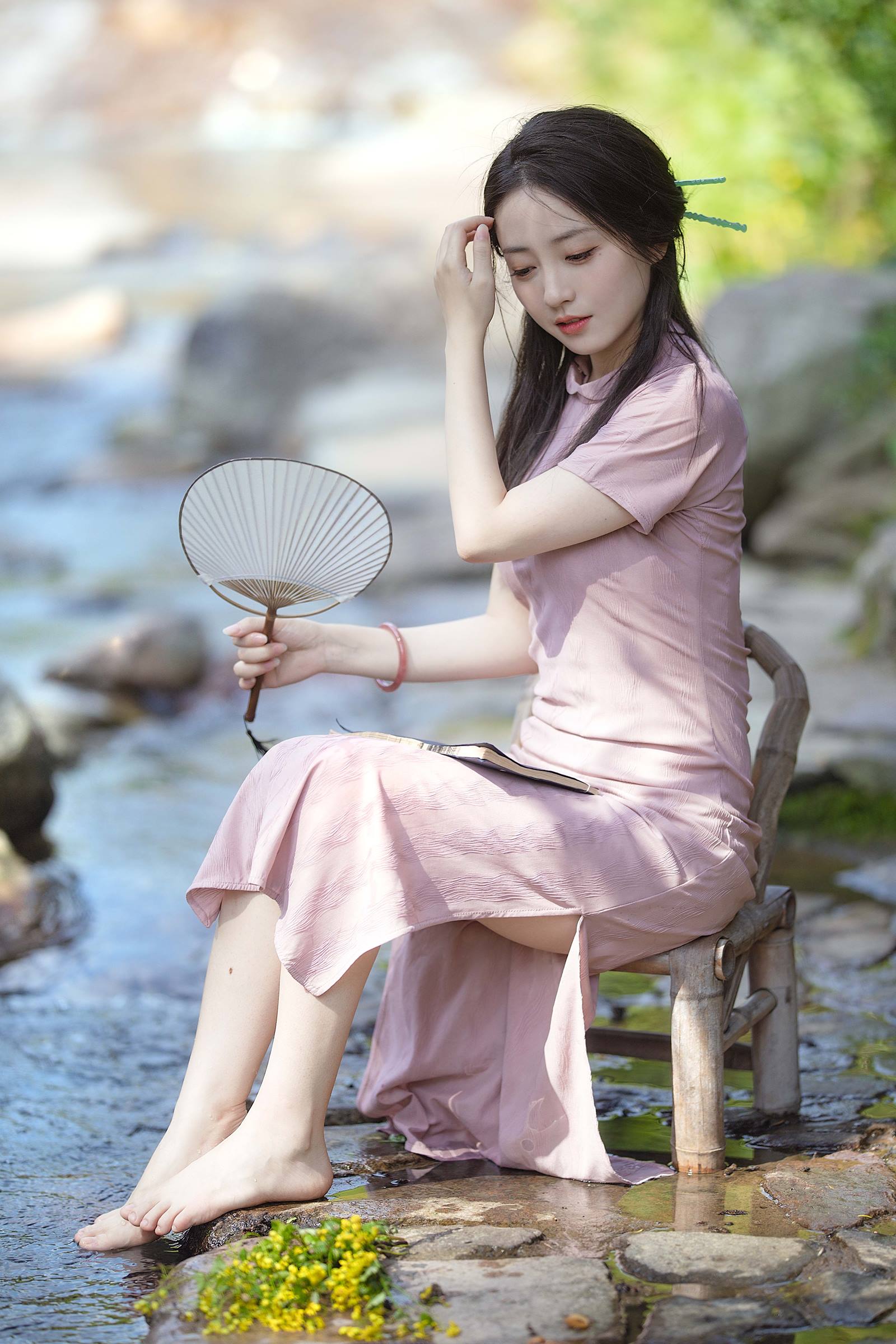 [YITUYU艺图语]2022.08.26 凉夏 小温暖想要个大太阳[19+1P/346MB]
