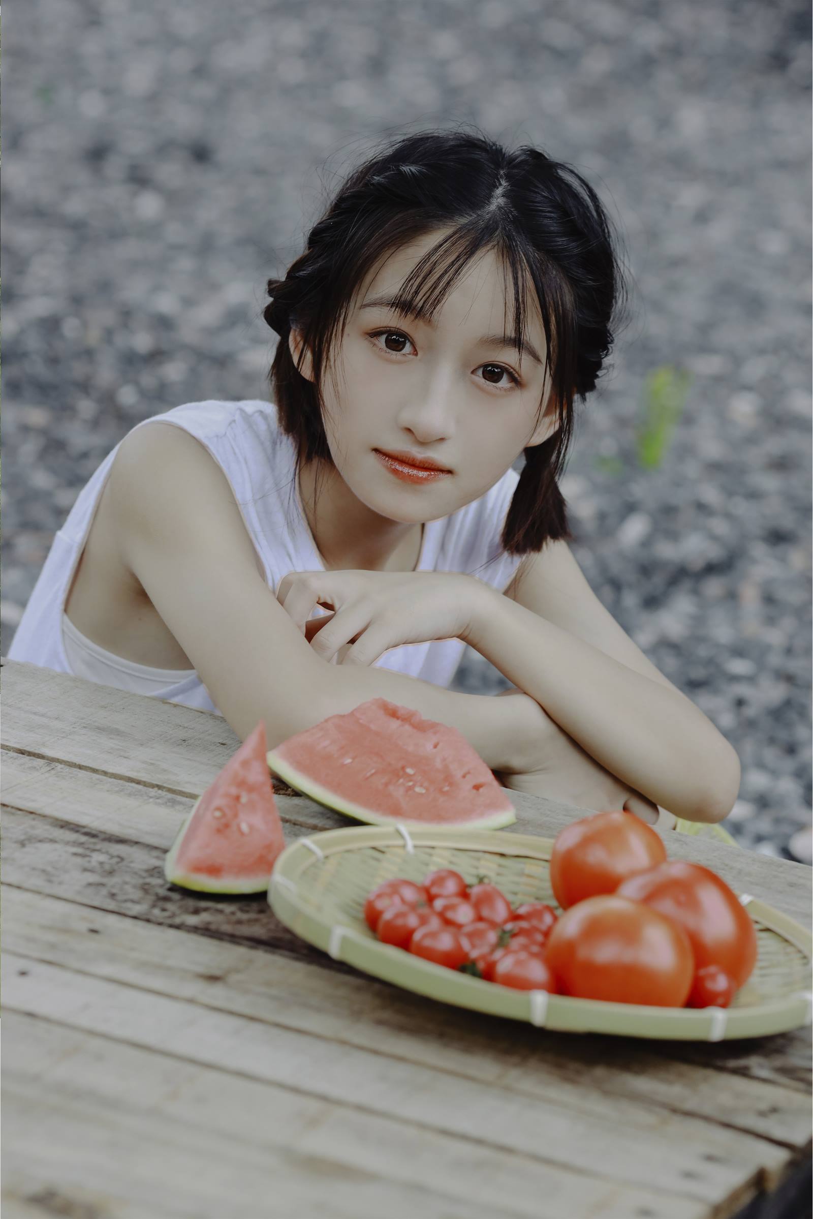 [YITUYU艺图语]2022.08.26 田园女孩 钰儿[25+1P/291MB]
