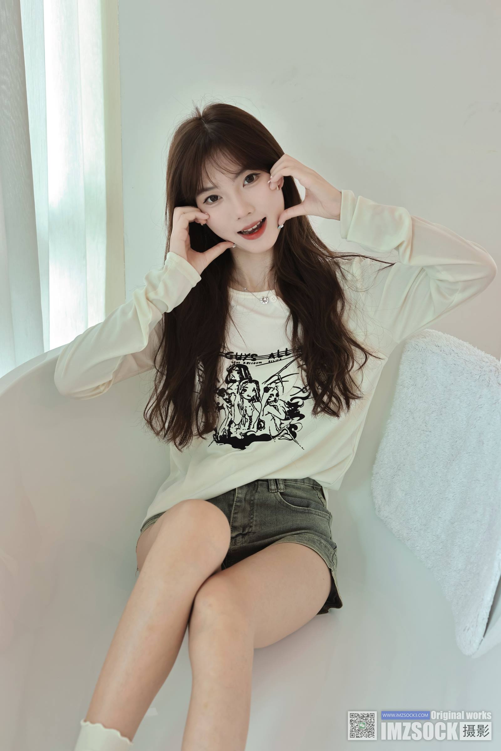 [MZSOCK]爱美足 NO.251 小佳[117P/1V/3.36GB]