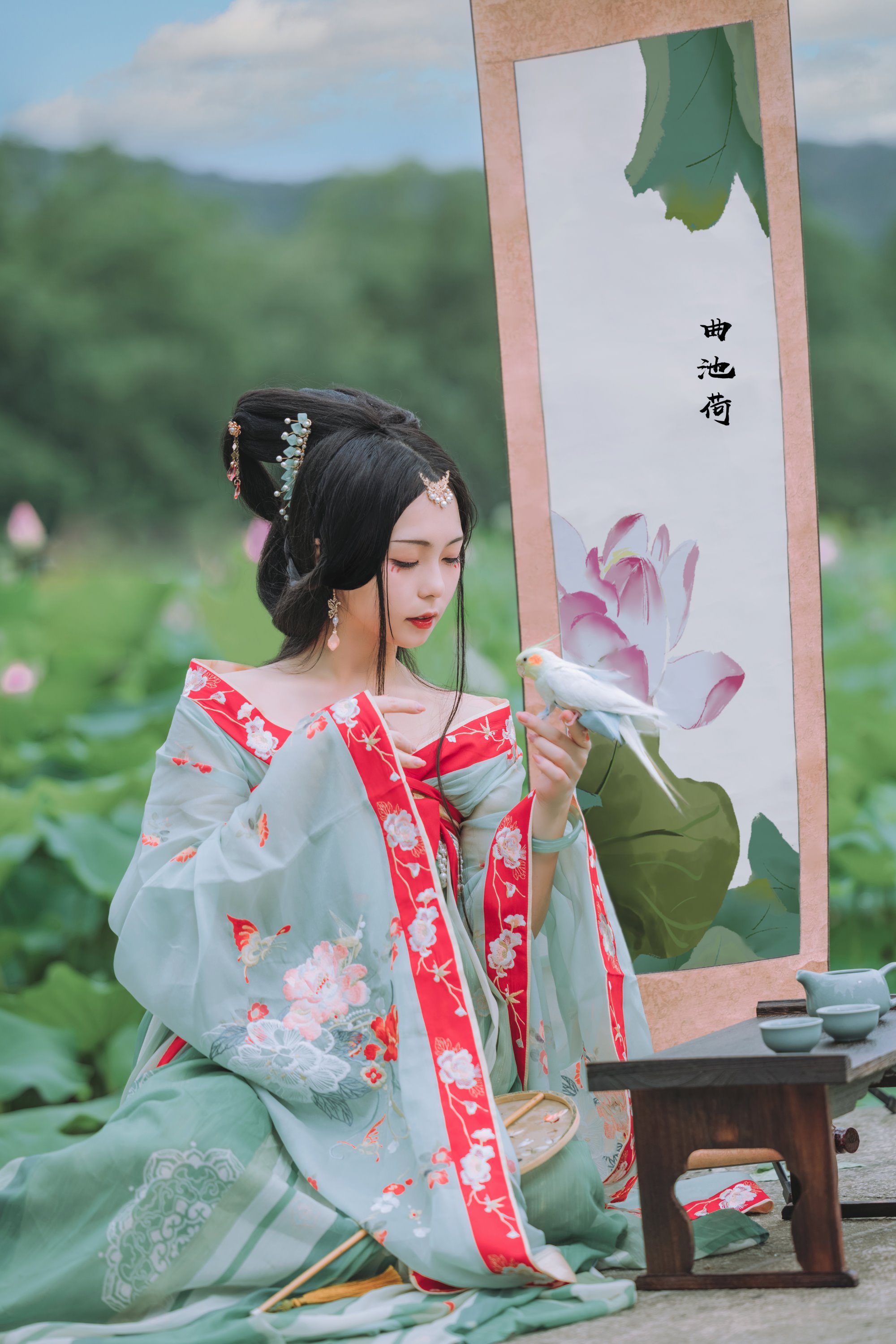 [YITUYU艺图语]2022.08.13 风荷举 阡墨红尘[21+1P/345MB]