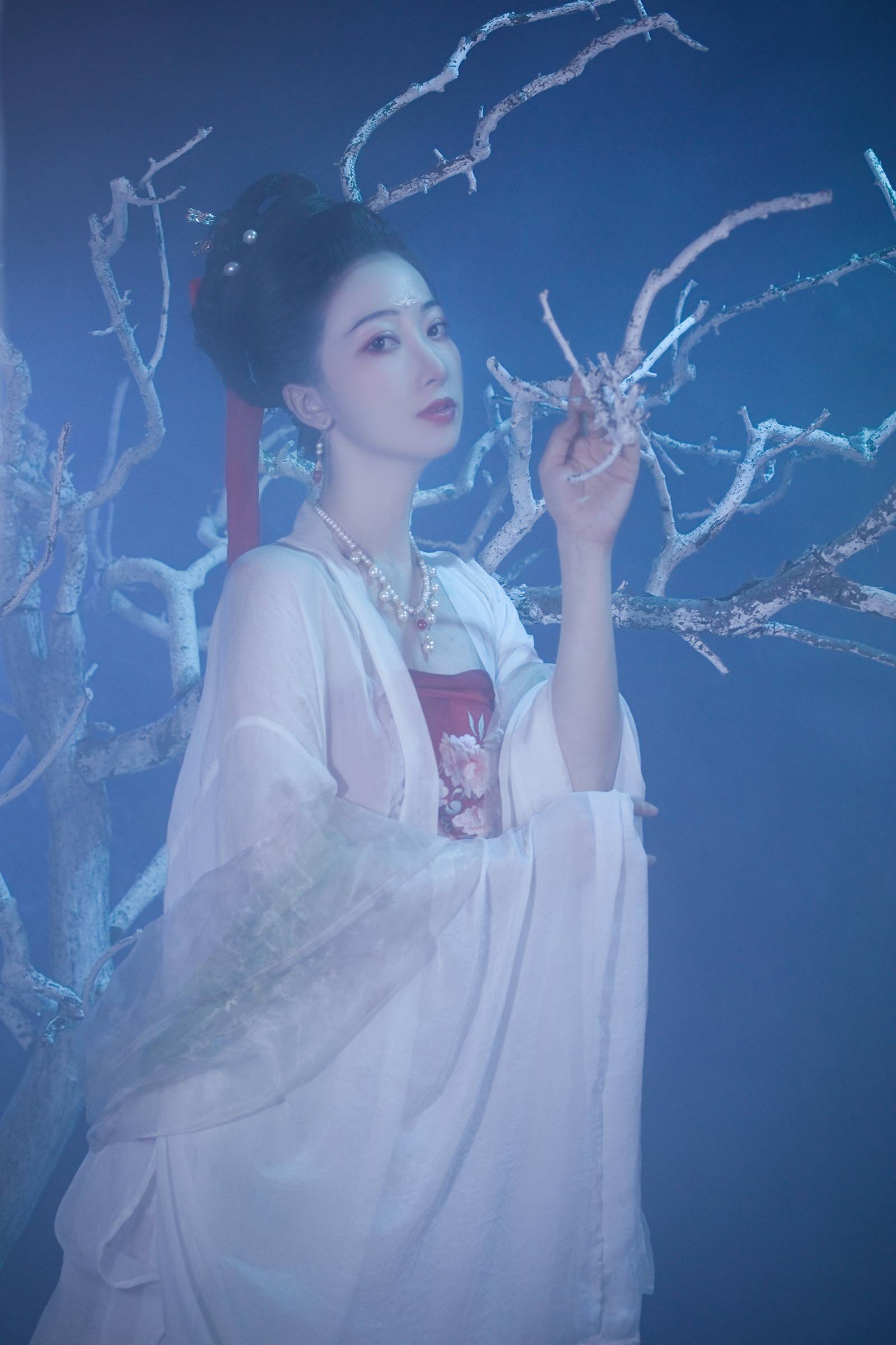 [YITUYU艺图语]2022.08.26 嫦娥 犬壹-[32+1P/749MB]