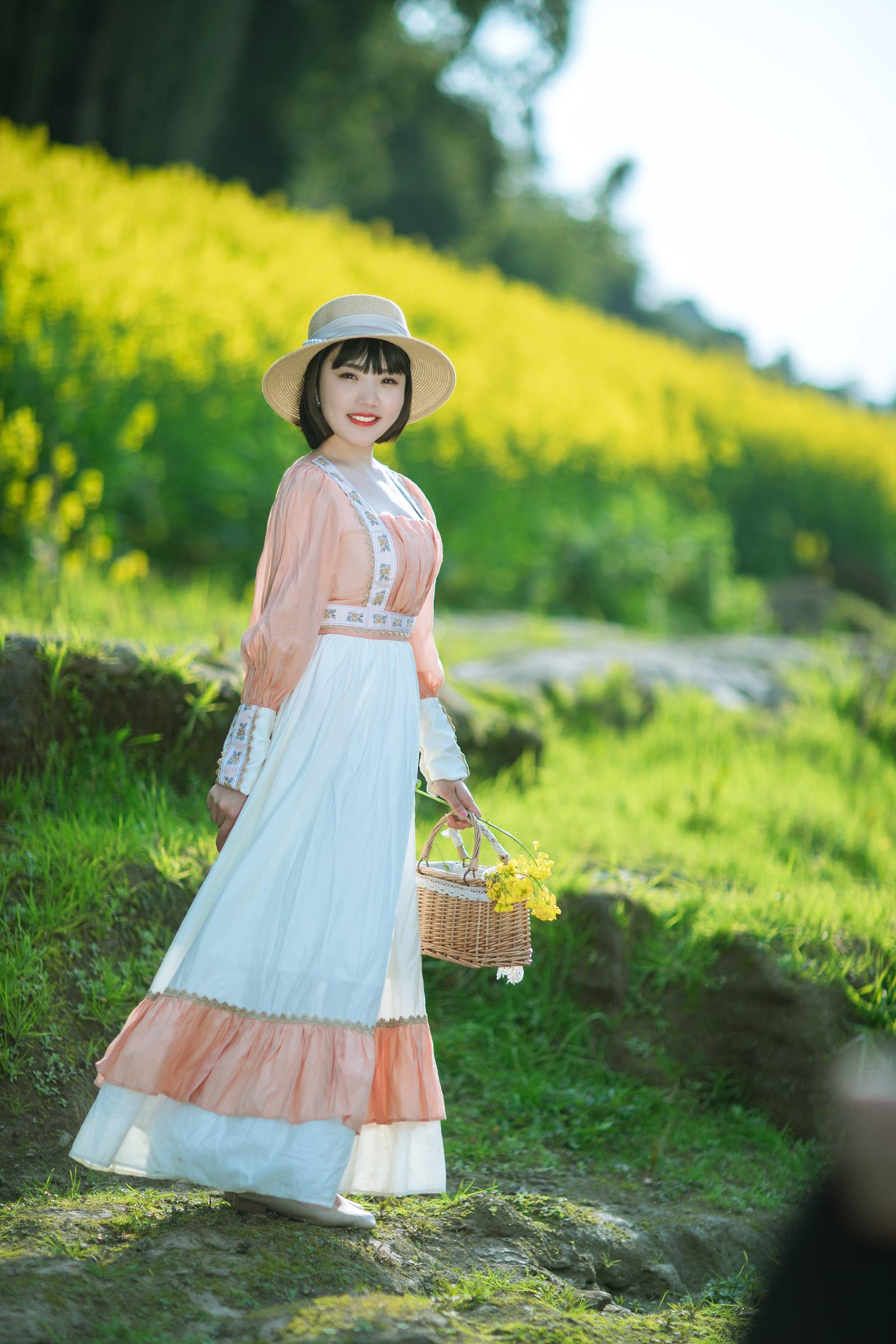 [YITUYU艺图语]2022.08.21 春天里的姑娘 冬琴[37+1P/702MB]