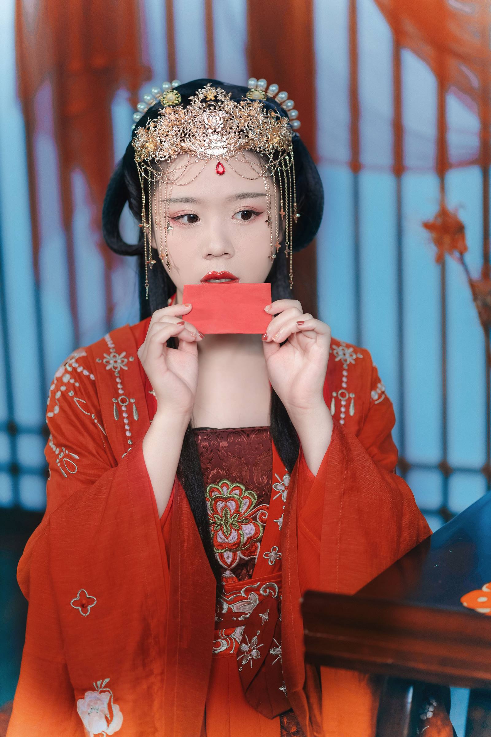 [YITUYU艺图语]2022.08.22 囍 Suky喜欢软绵绵毛茸茸的团子[21+1P/168MB]