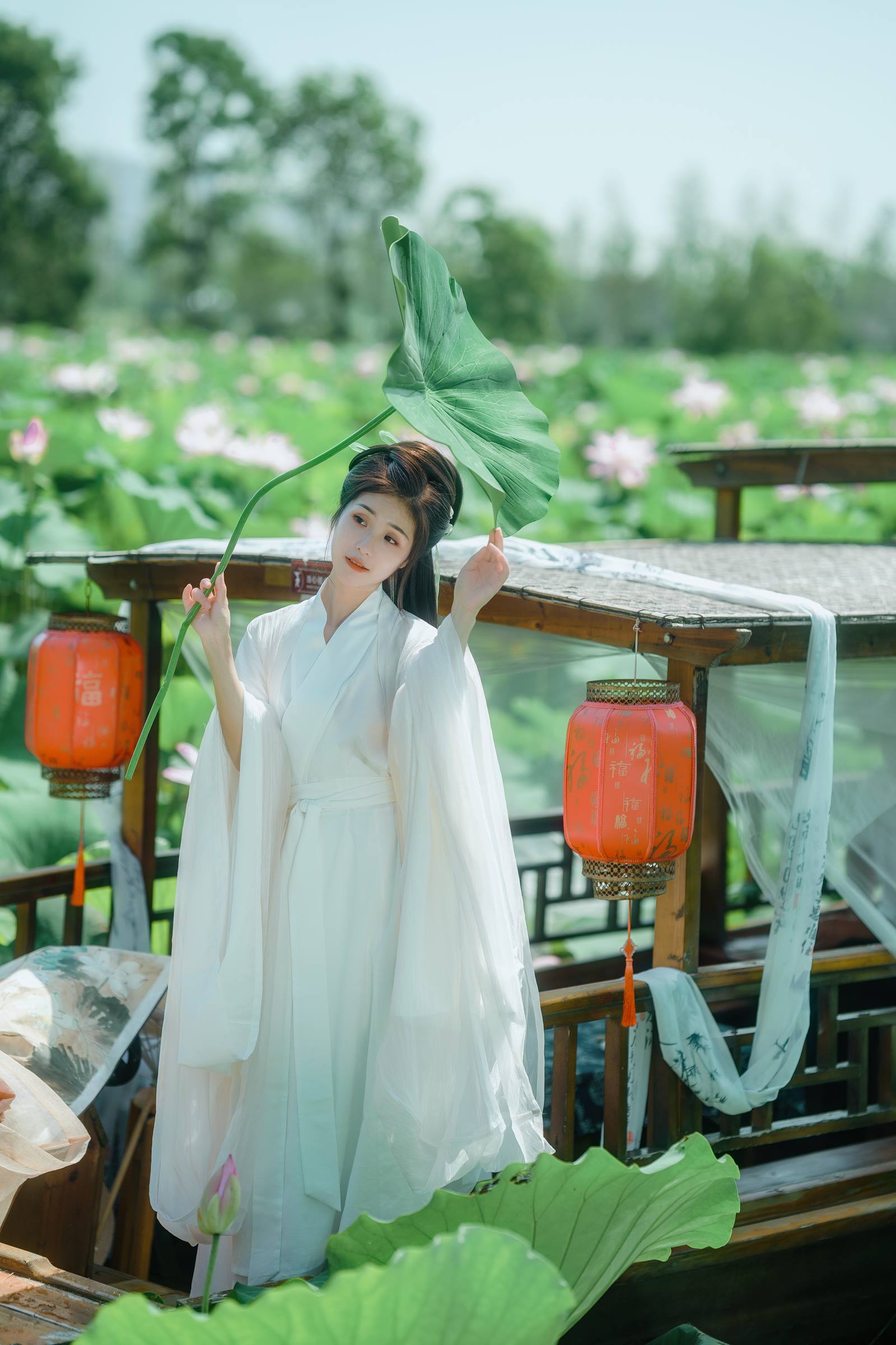 [YITUYU艺图语]2022.08.23 花开盛夏 墨墨[21+1P/300MB]