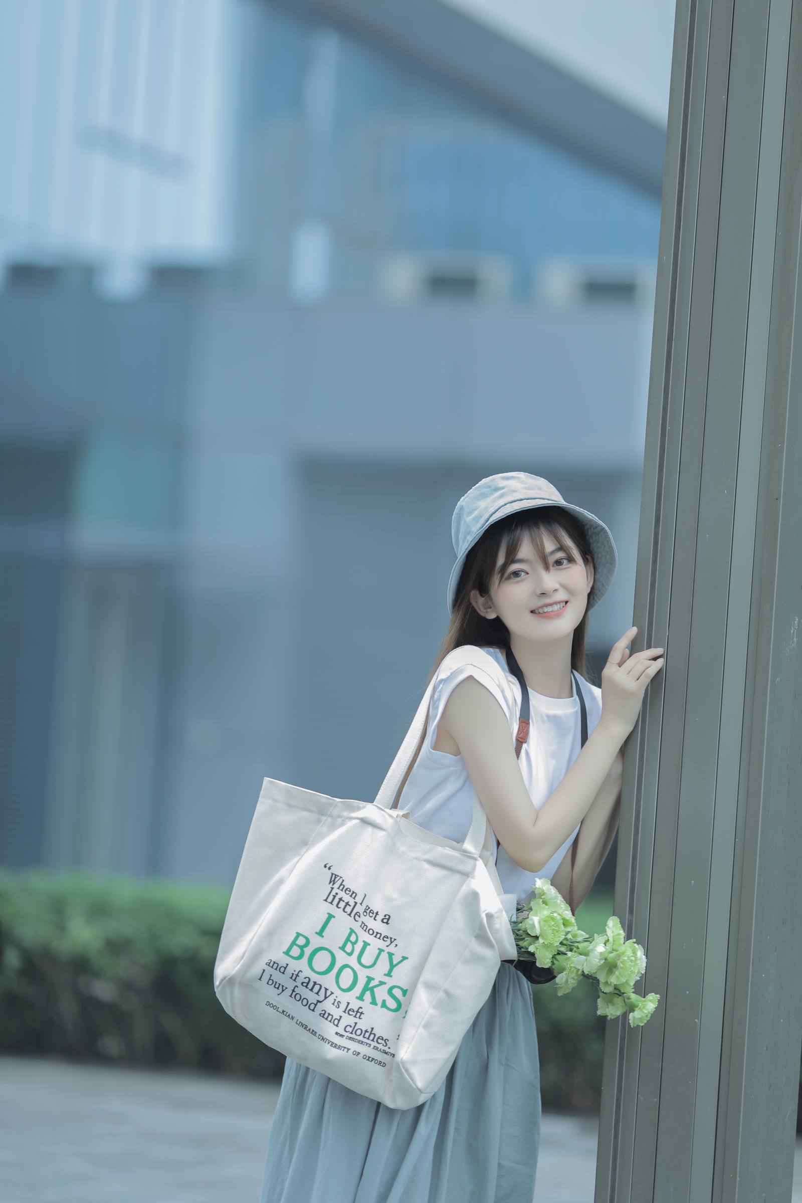 [YITUYU艺图语]2022.08.20 夏至已至 何静璇儿[27+1P/269MB]