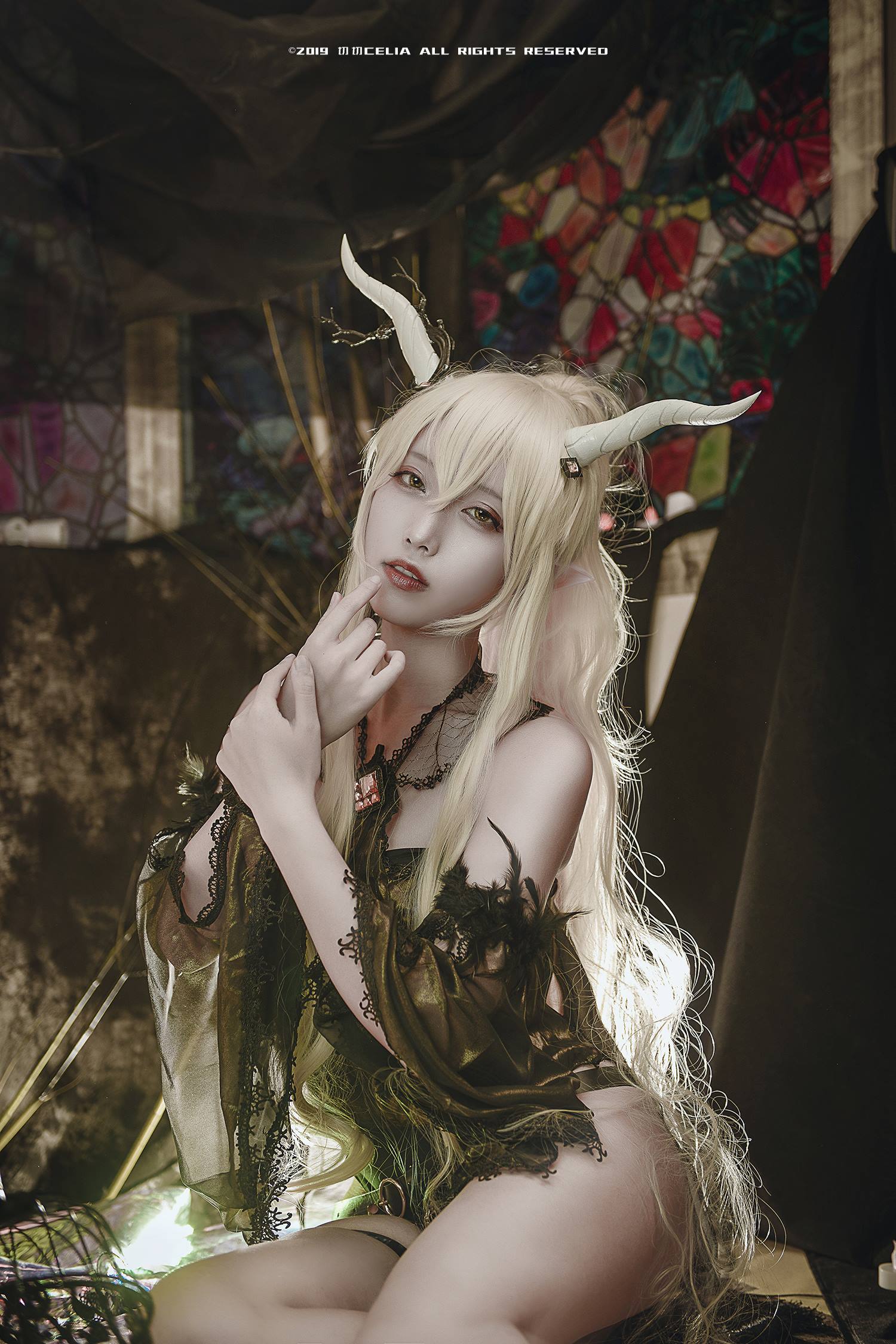 切切celia - 闪灵[12P/34MB]