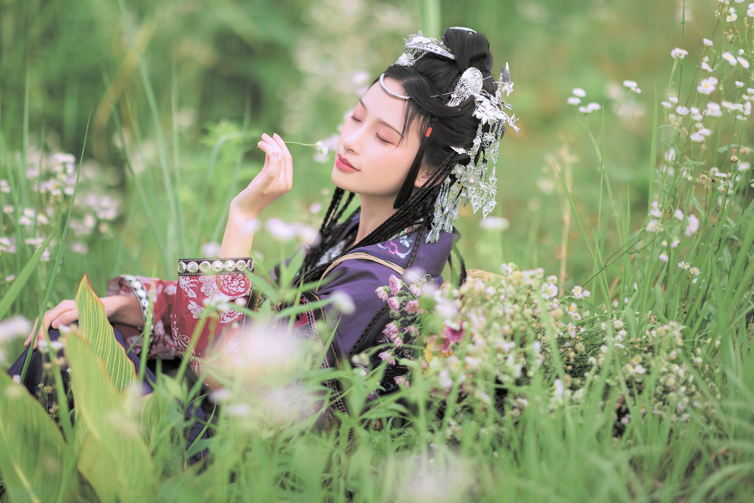 [YITUYU艺图语]2022.08.23 苗疆少女 眸小妖[41P/357MB]