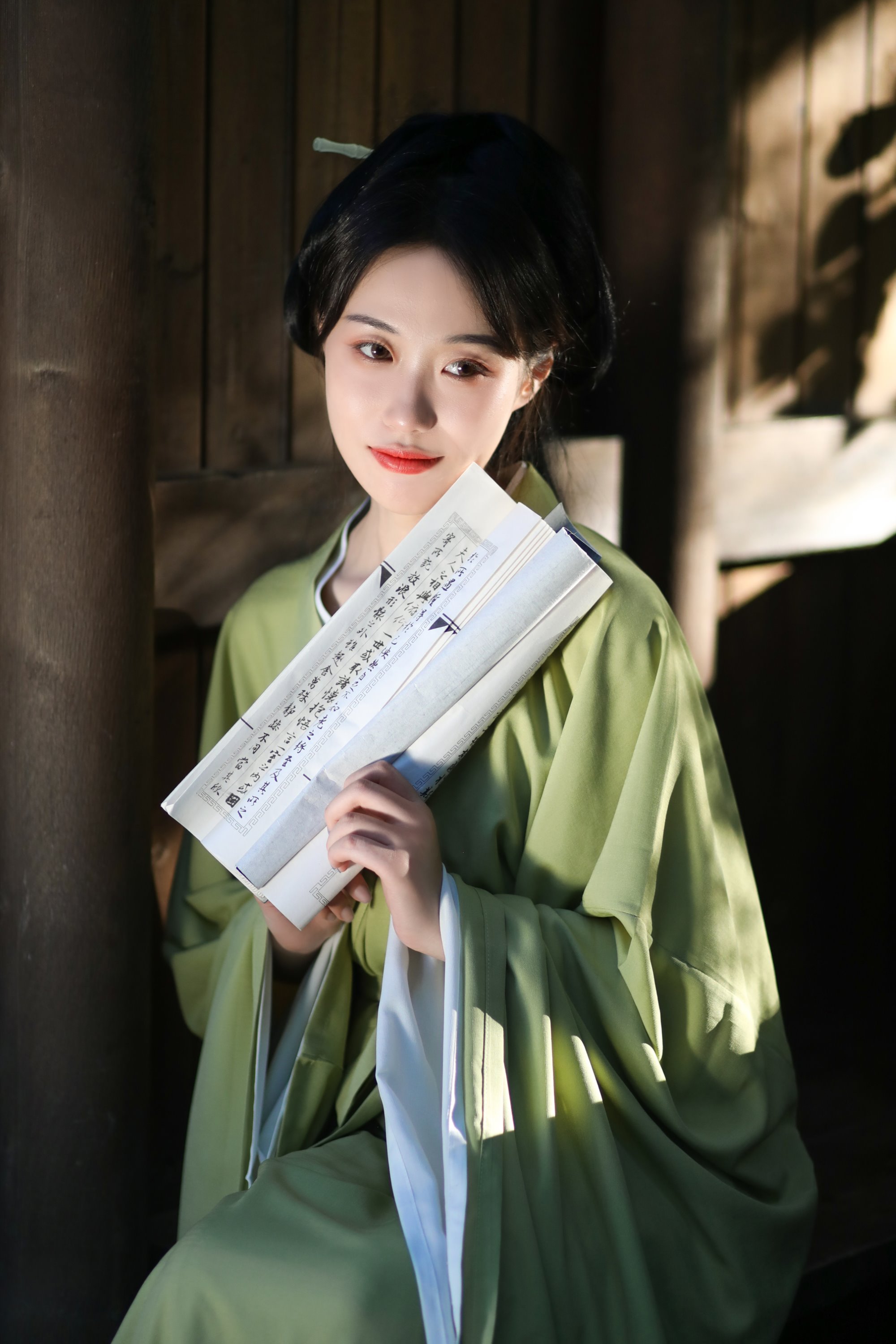 [YITUYU艺图语]2022.08.09 竹里居 迟白[27+1P/327MB]