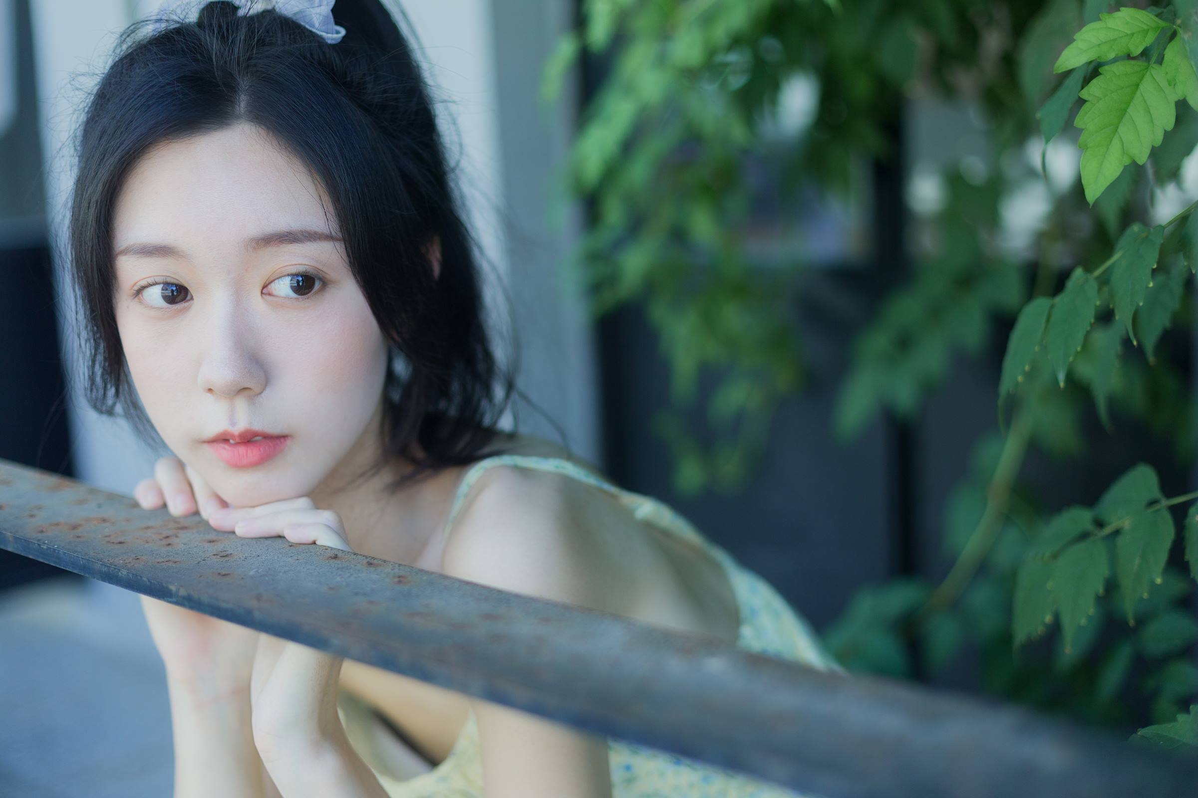 [YITUYU艺图语]2022.08.18 夏日凌霄 饲猫少女-[32+1P/311MB]