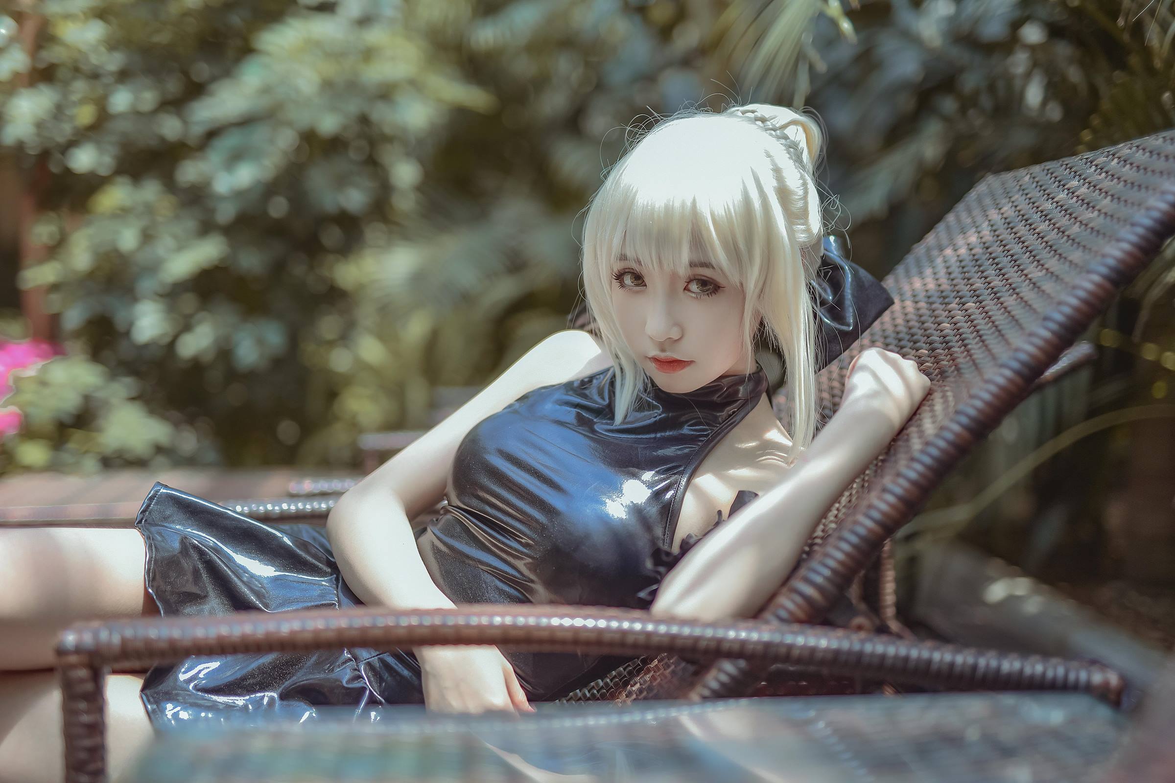 这个泡泡就是逊啦 - 黑saber泳装[12P/27MB]