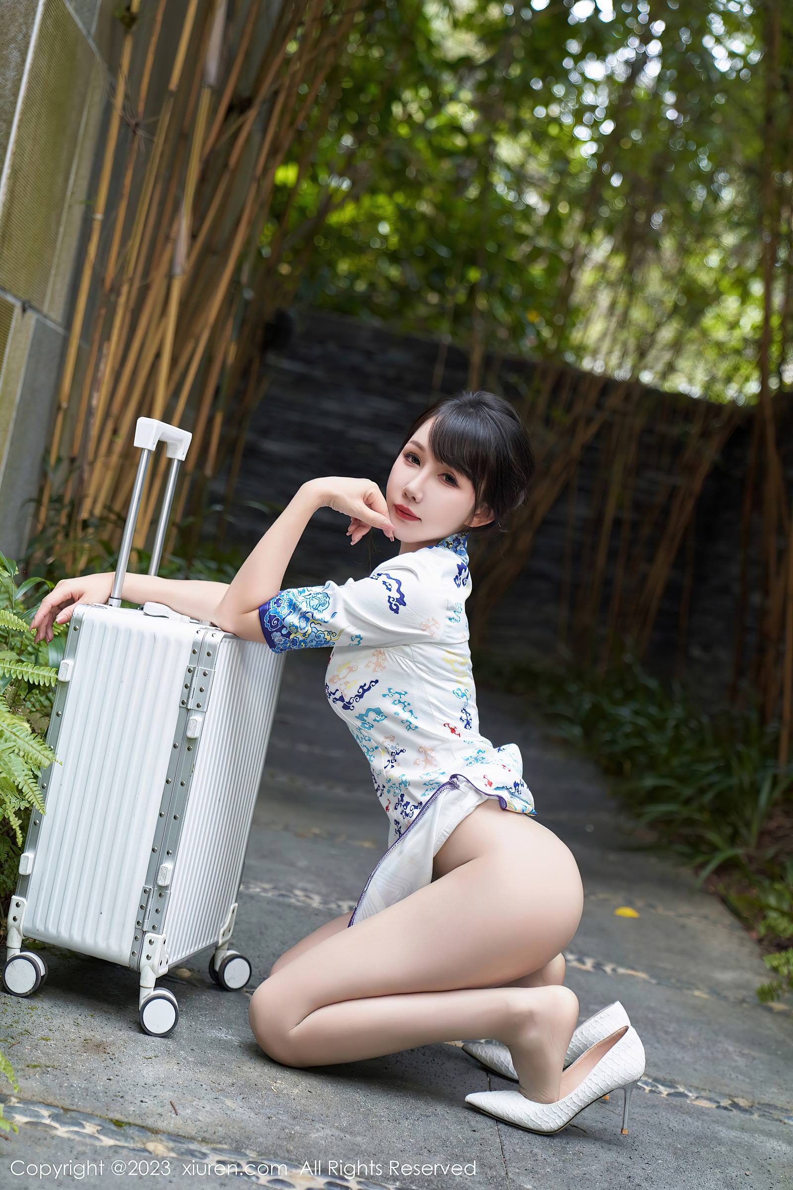 [Xiuren秀人网]2023.12.13 NO.7804 波巧酱[71+1P/737MB]