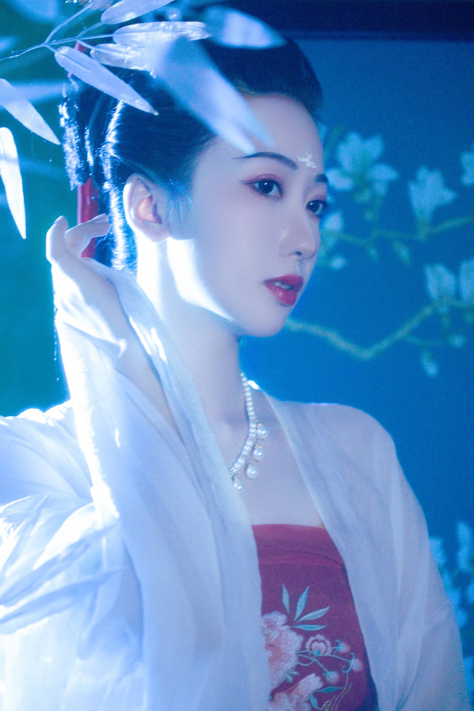[YITUYU艺图语]2022.08.22 竹林深处 犬壹-[25+1P/801MB]