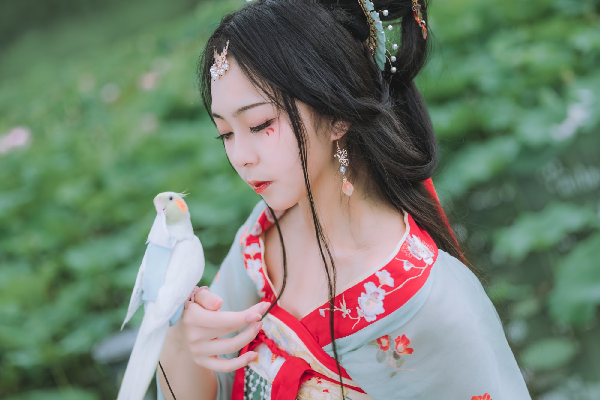 [YITUYU艺图语]2022.08.13 风荷举 阡墨红尘[21+1P/345MB]