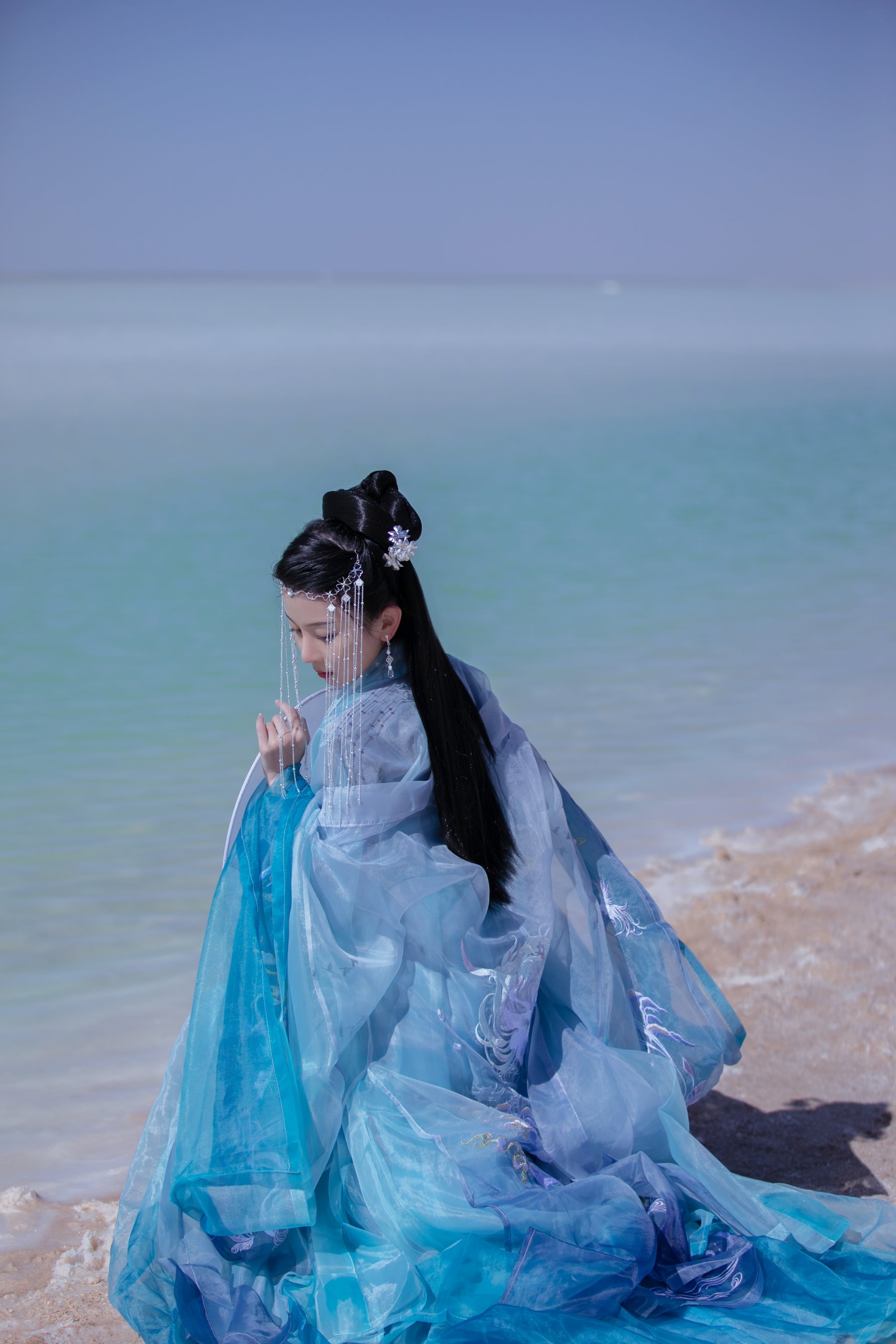 [YITUYU艺图语]2022.08.13 风铃响，故人归 小猫里奈[21+1P/105MB]