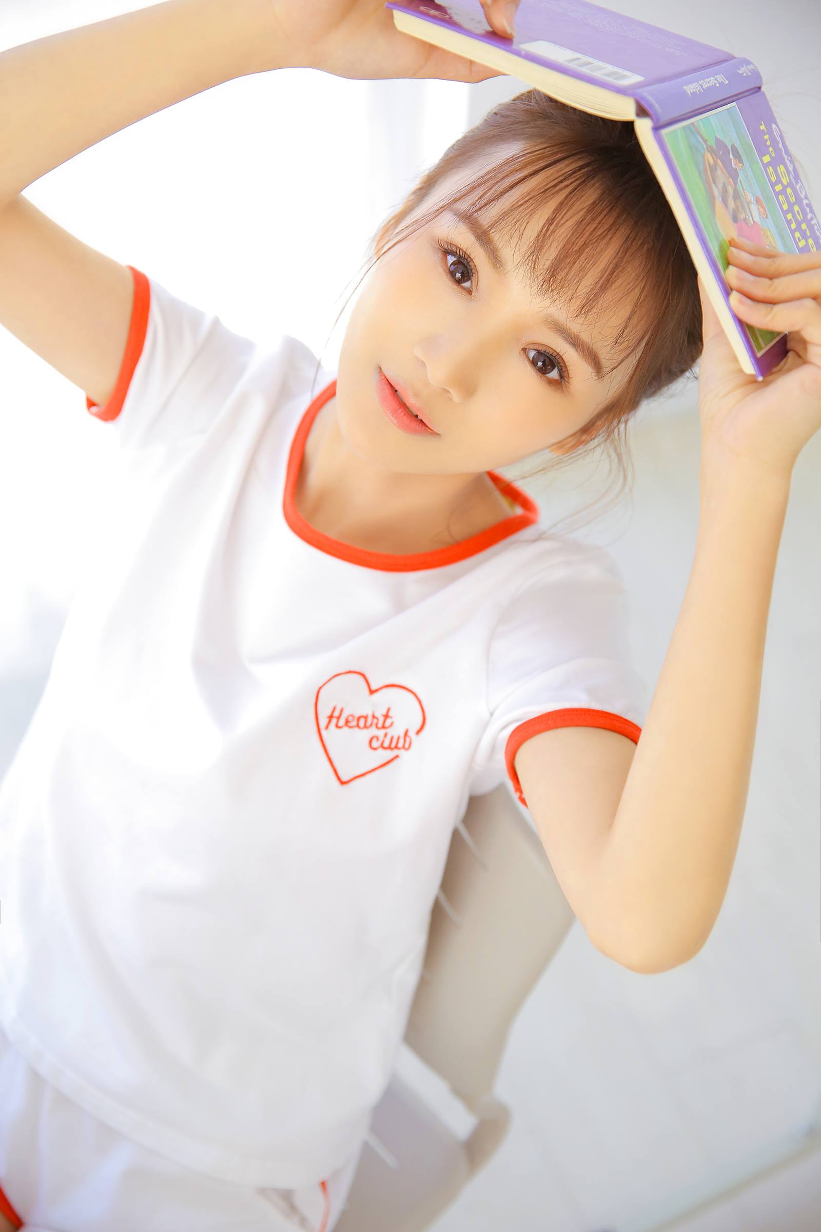 [YALAYI雅拉伊]2023.06.12 NO.1064 青春年华[32+1P/158MB]