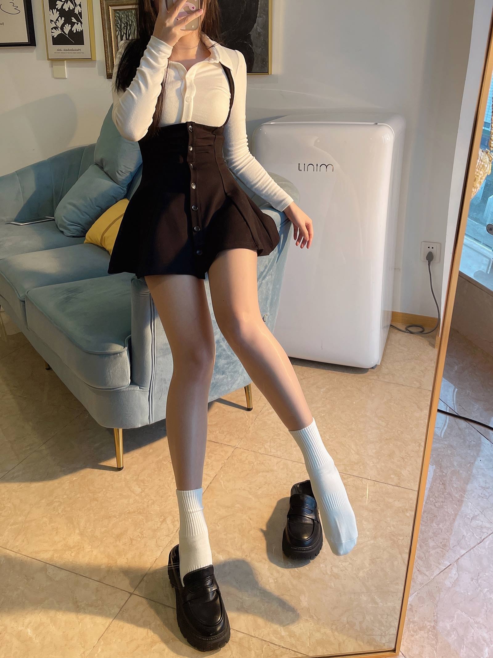 小九九[July芝岚] - 油亮肉丝加白棉袜[60P/168MB]