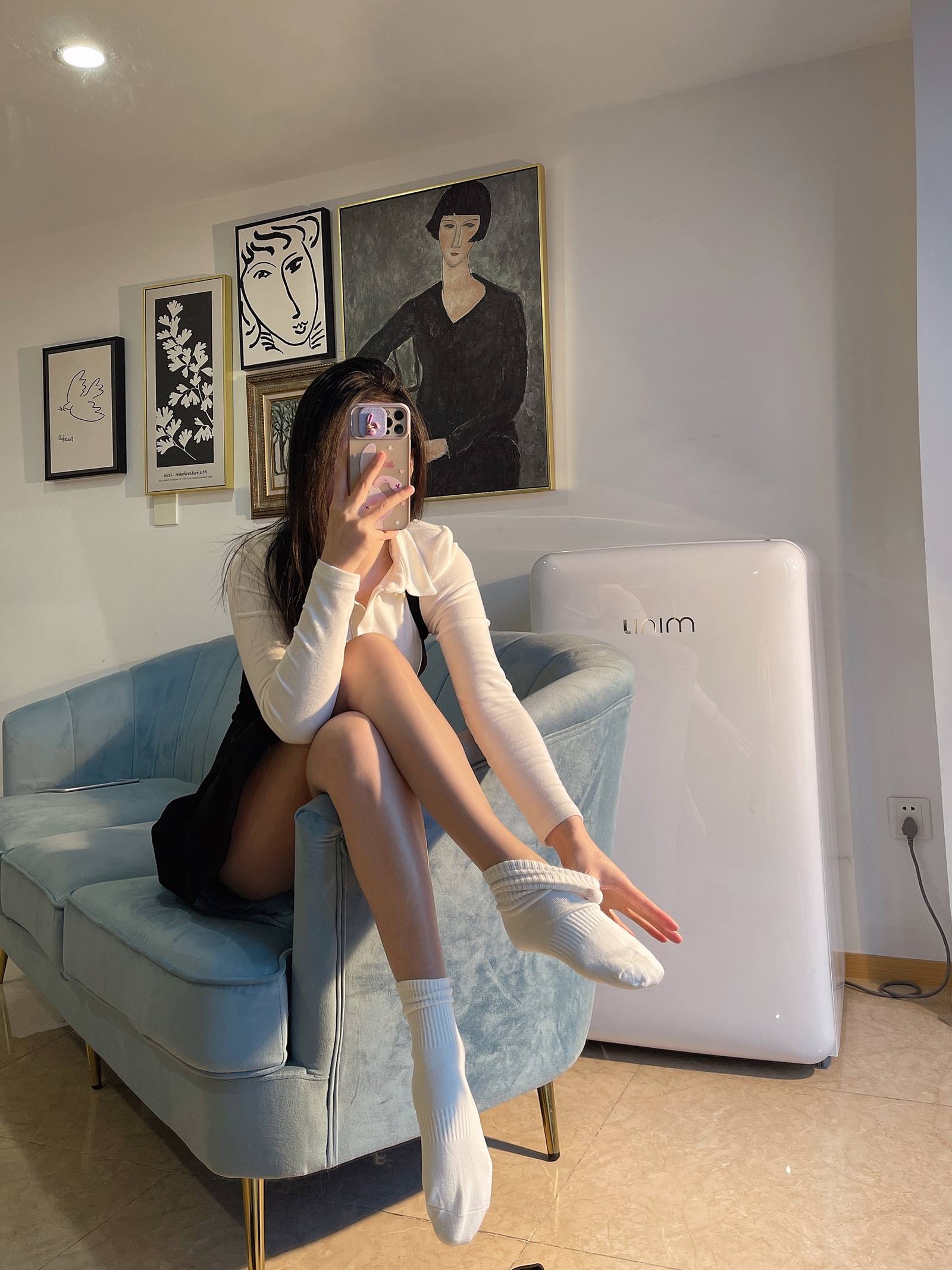 小九九[July芝岚] - 油亮肉丝加白棉袜[60P/168MB]