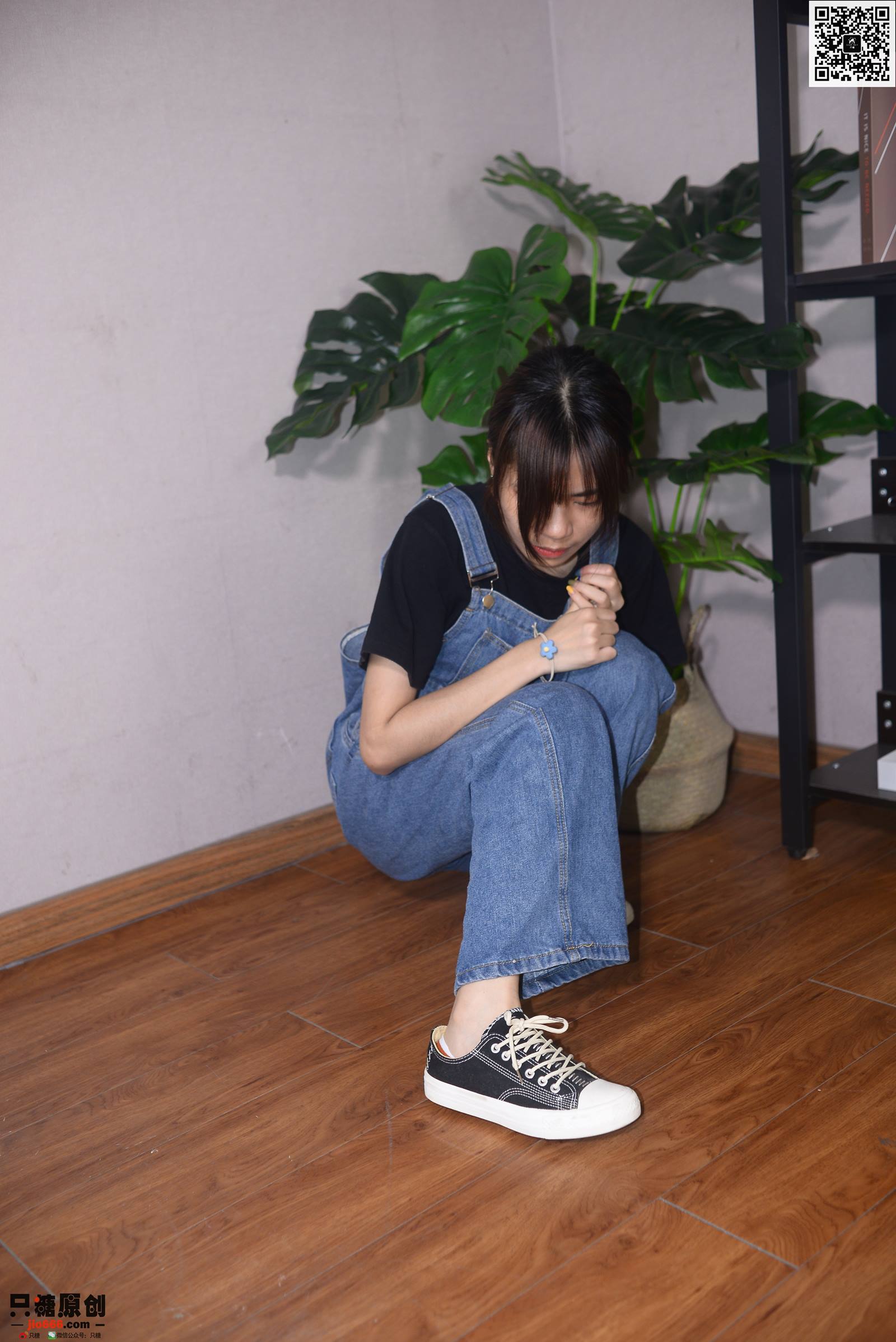 只糖棉袜 NO.413 懒懒 – 满心欢喜 [176P/1V/1.54G]