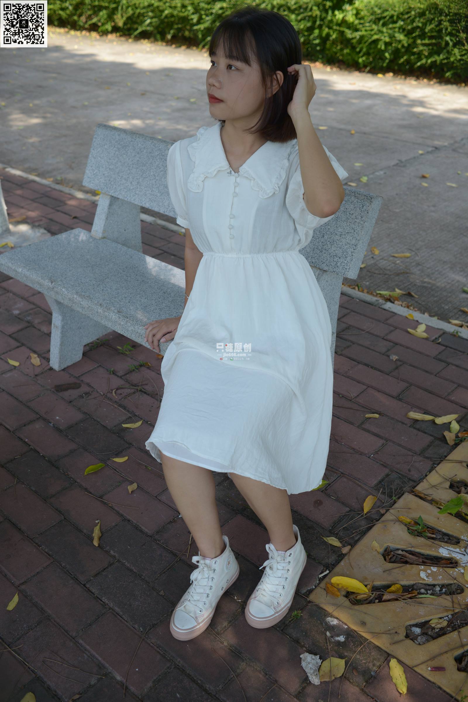 只糖棉袜 NO.483 双双 – 花季雨季 [76P/349MB]