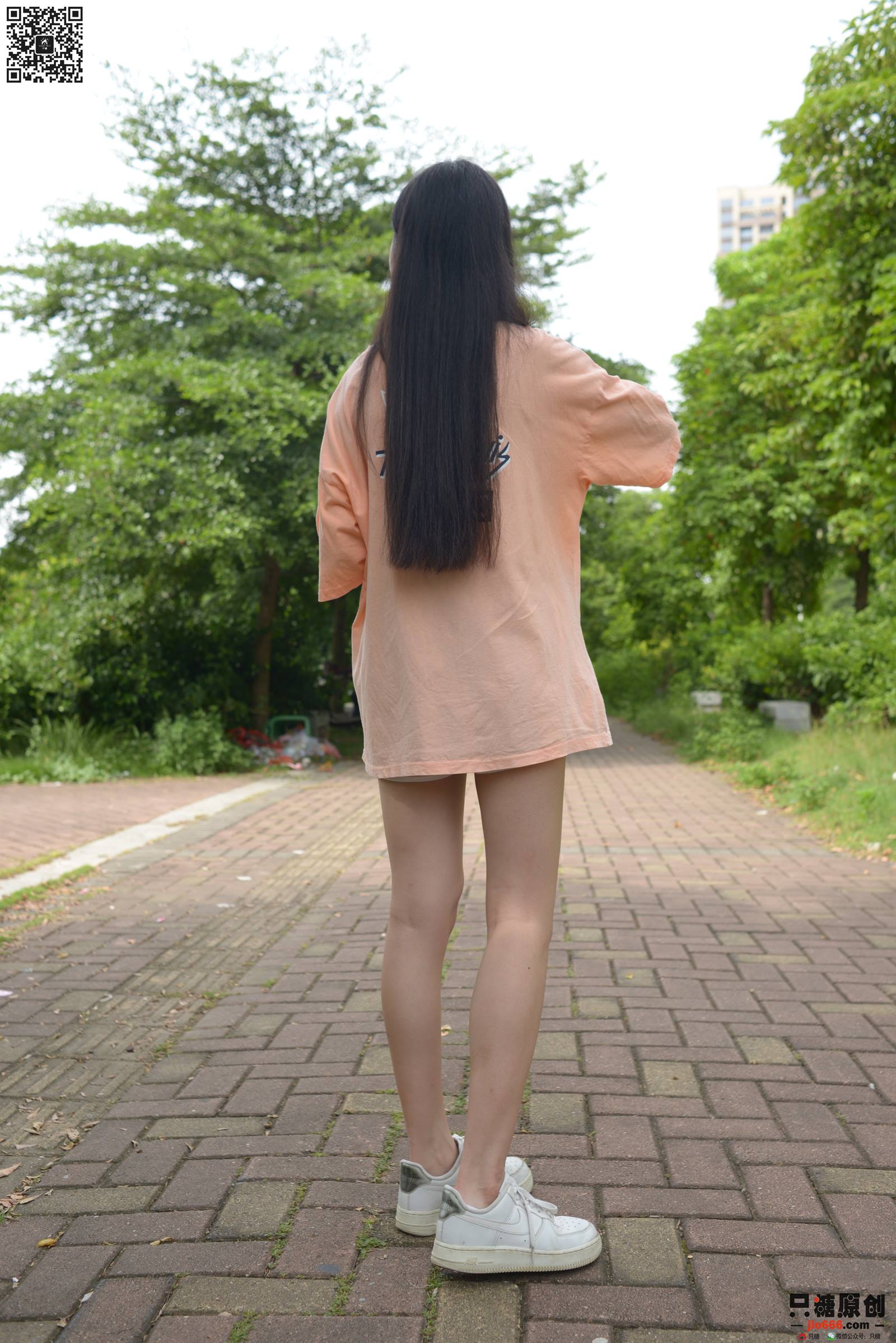 只糖棉袜 NO.433 小语 – 与夏天的拥抱 [77P/1V/577MB]