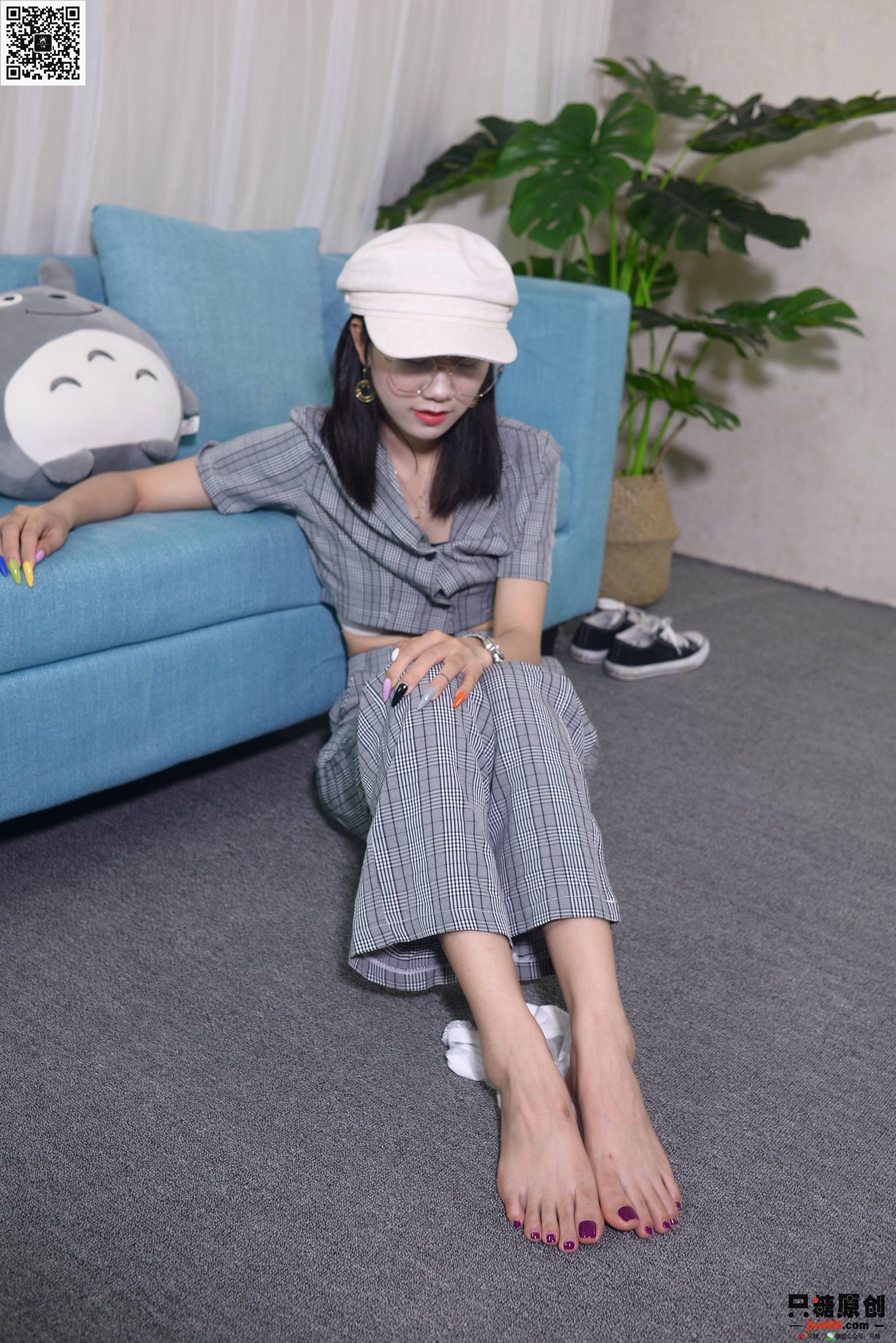 只糖棉袜 NO.406 小蓓 – 梦见另一个夏夜 [74P/434MB]