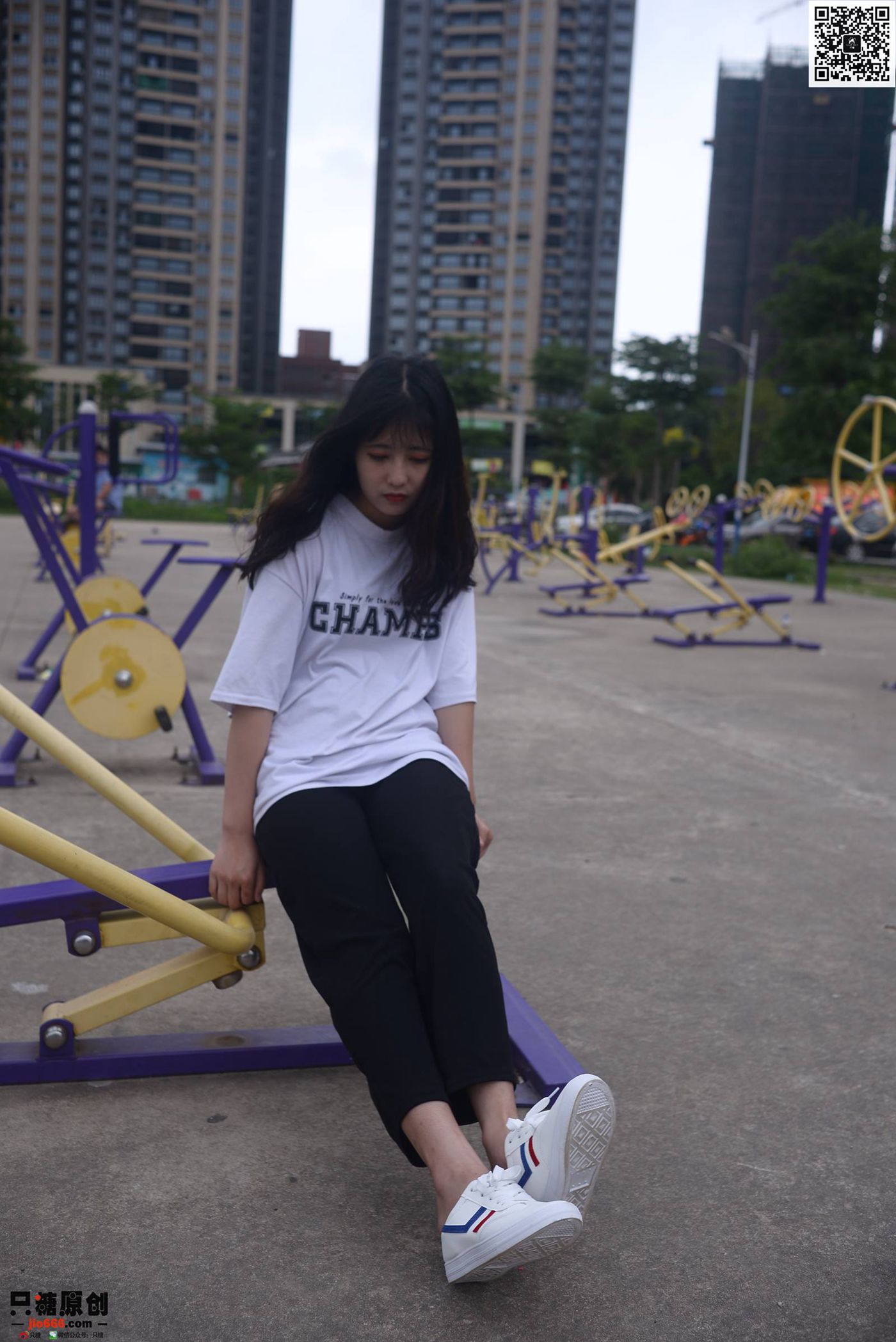 只糖棉袜 NO.330 孙怡 – 可爱的真诚 [79P/250MB]