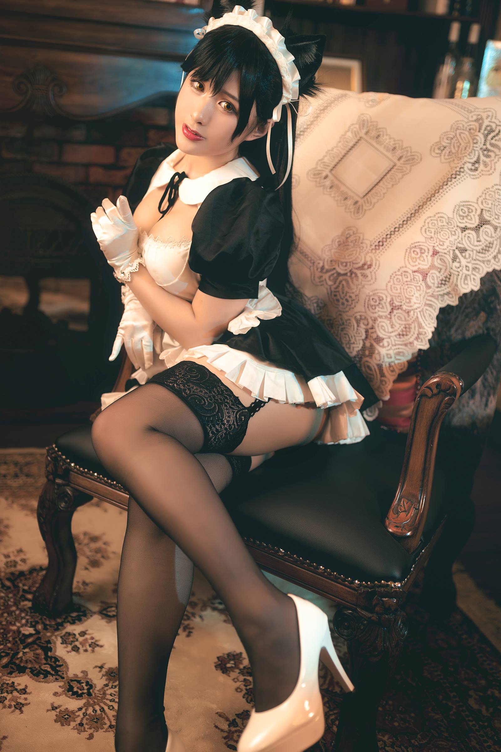 柘烟_Zuken 大狗写真 [70P/906MB]