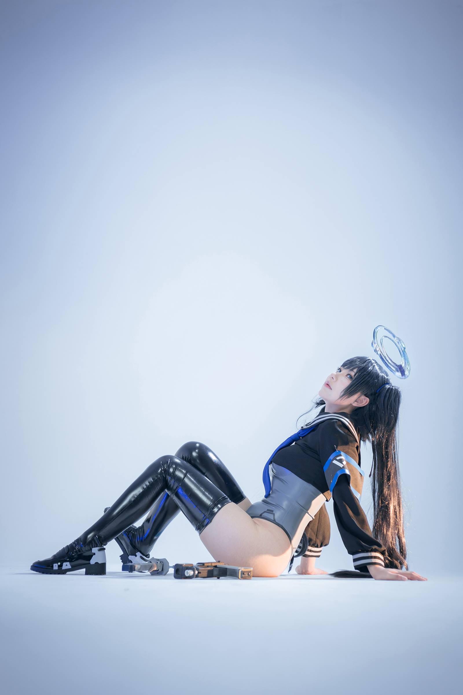 是一只熊仔 蓝色袖章 [25P/51MB]