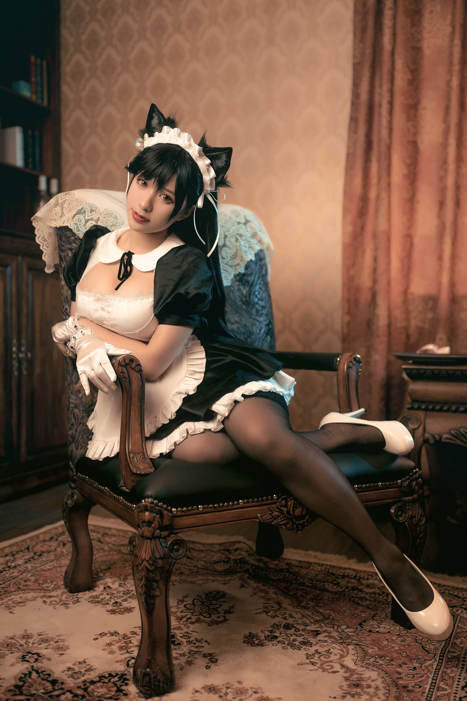 柘烟_Zuken 大狗写真 [70P/906MB]