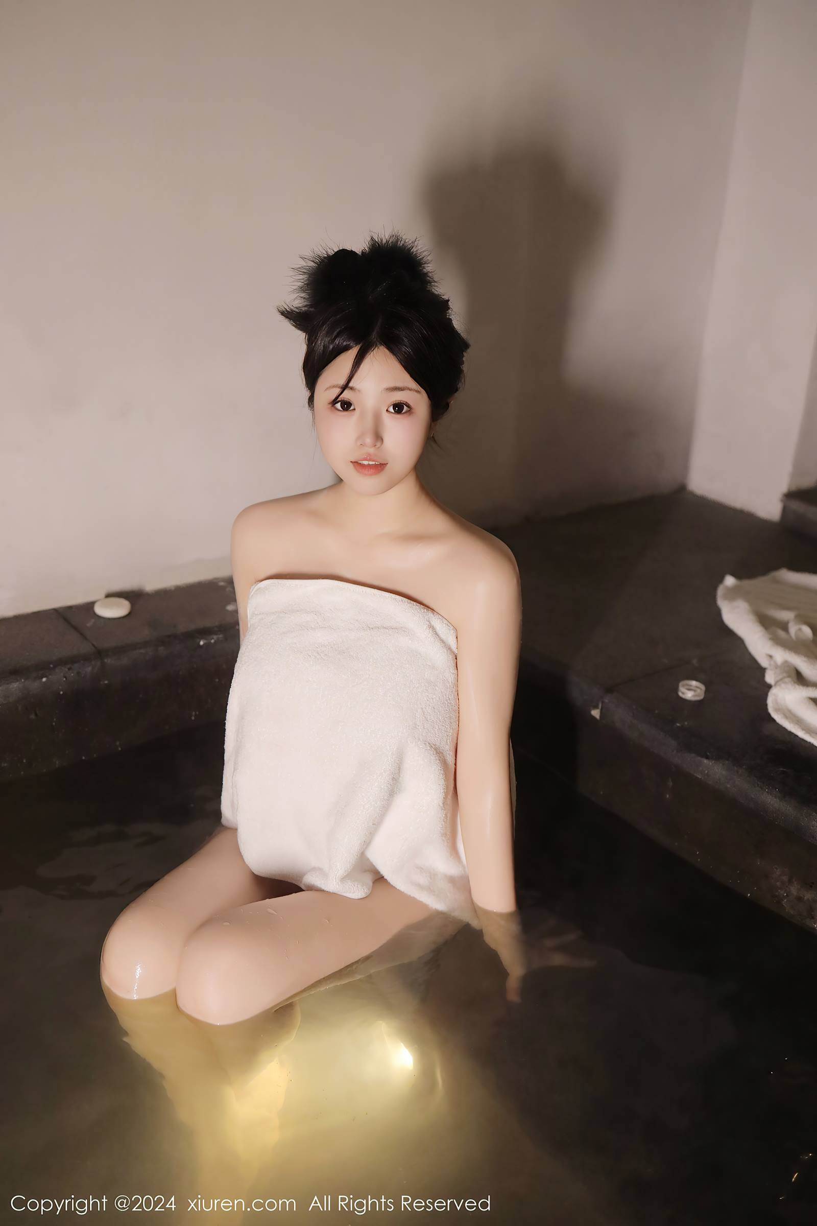 [Xiuren秀人网]2024.01.18 NO.7977 陈小花[58+1P/446MB]