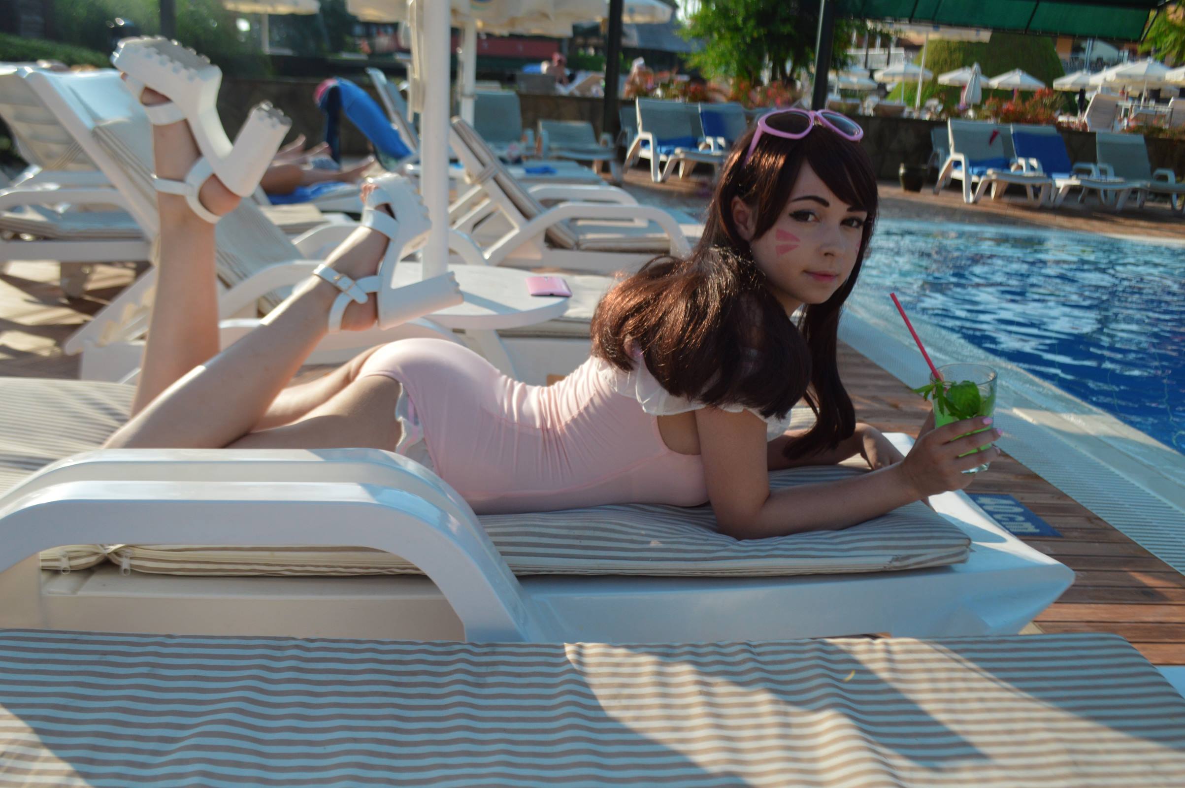 Yoshinobi - Swimsuit D.va[12P/79.7MB]