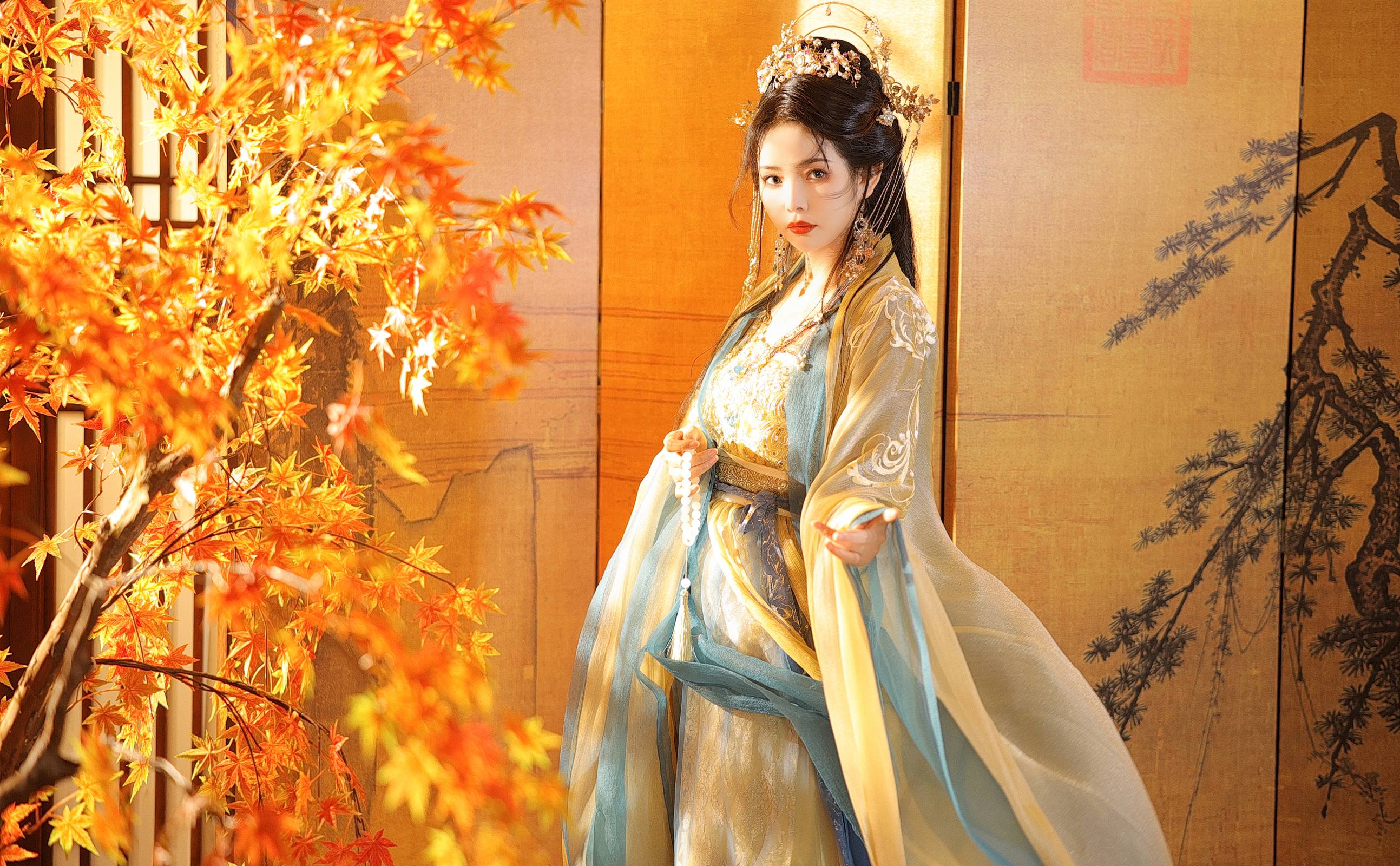 苏嫣嫣阿姨 - 白茶清欢[12P/114MB]