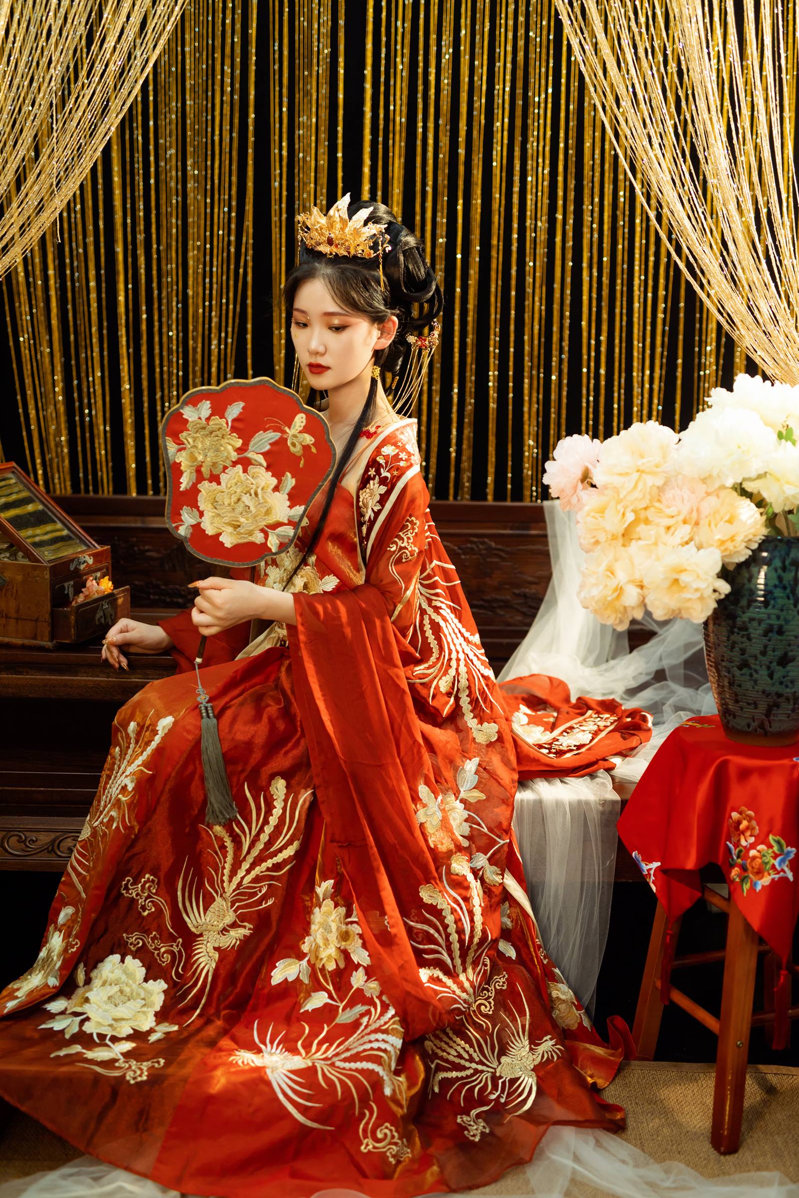 [YITUYU艺图语]2022.09.05 红衣娘子 相望回首喵喵喵[47+1P/452MB]