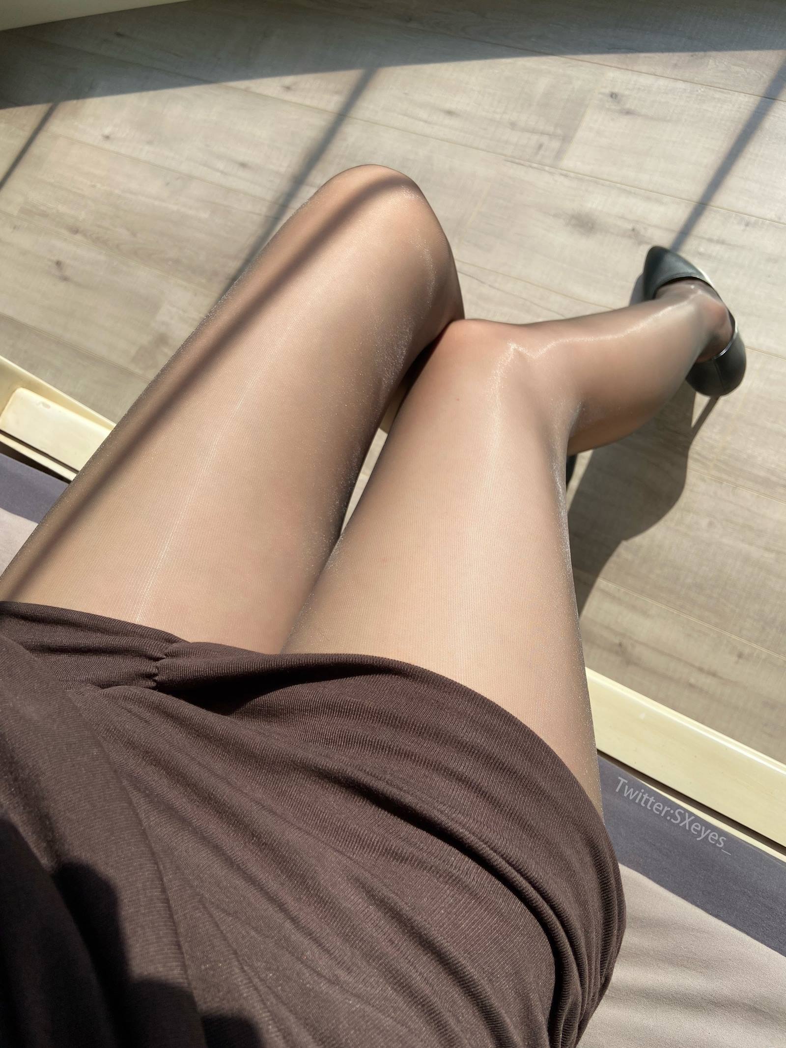 眼酱大魔王w - 居家女友[26P/277MB]]