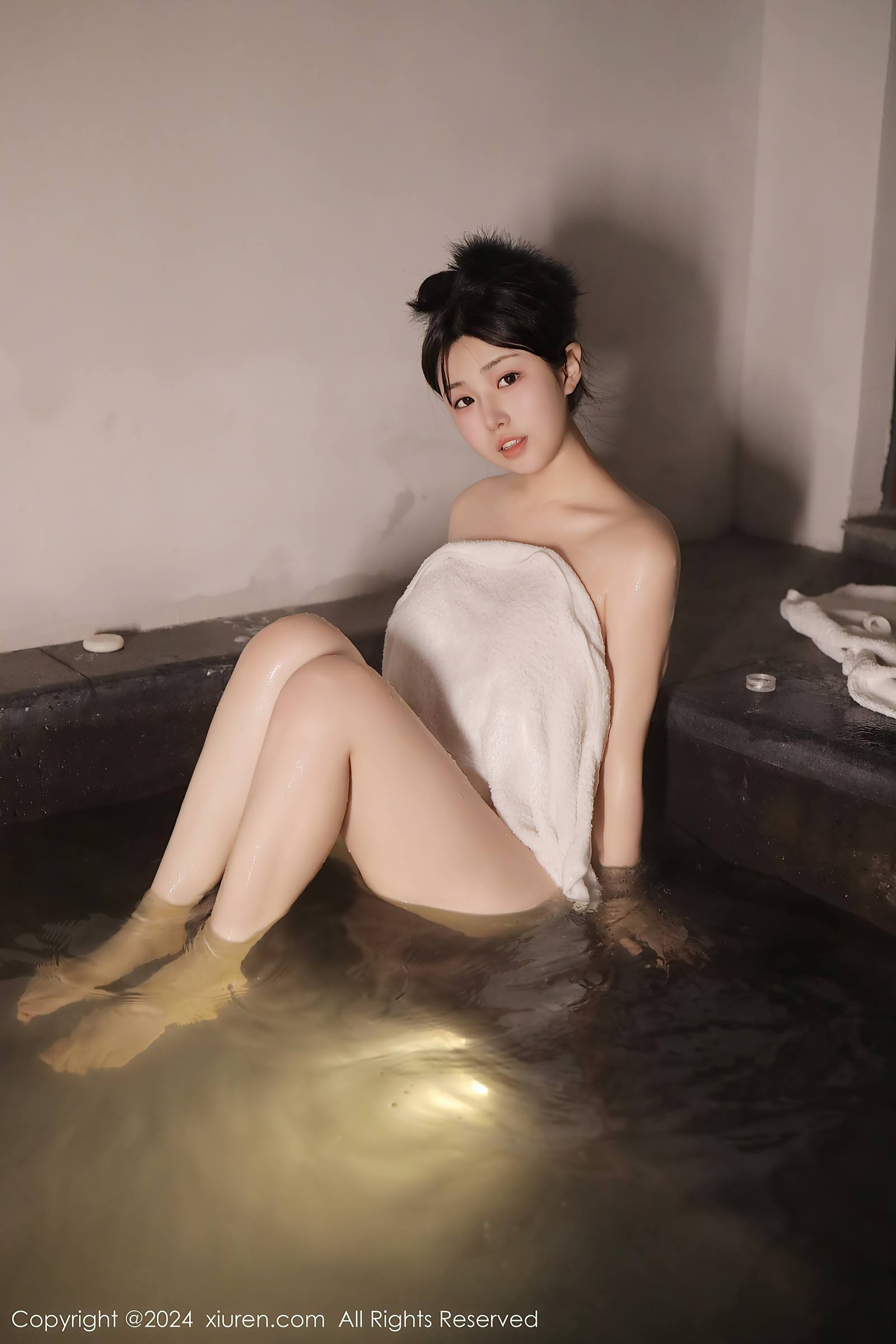 [Xiuren秀人网]2024.01.18 NO.7977 陈小花[58+1P/446MB]