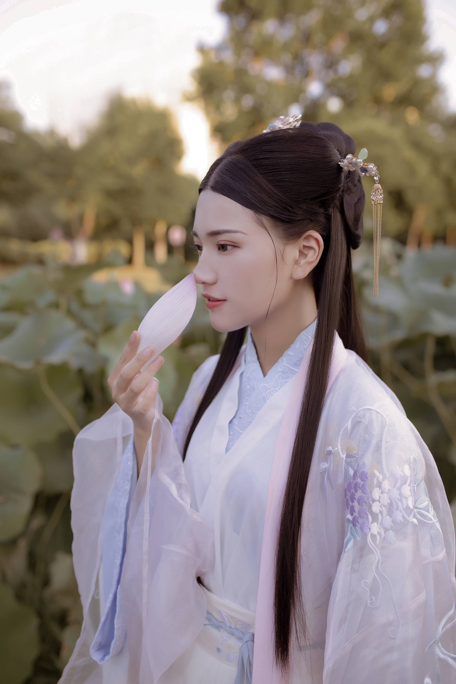 [YITUYU艺图语]2022.09.01 明月可依 甜佳酱[20+1P/285MB]