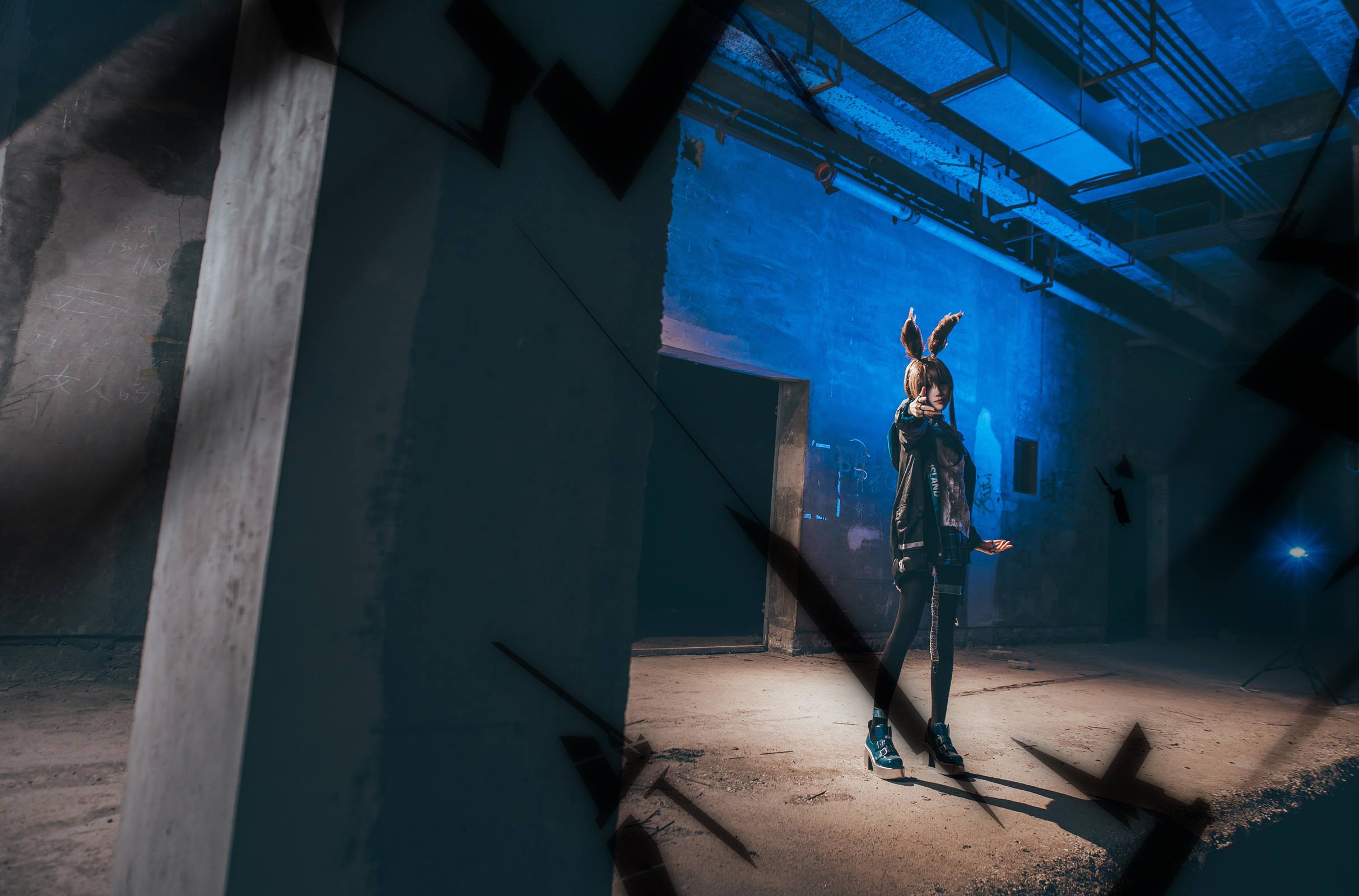 妖君白研 - 明日方舟COS美少女 COSER兽耳阿米娅[10P/49MB]