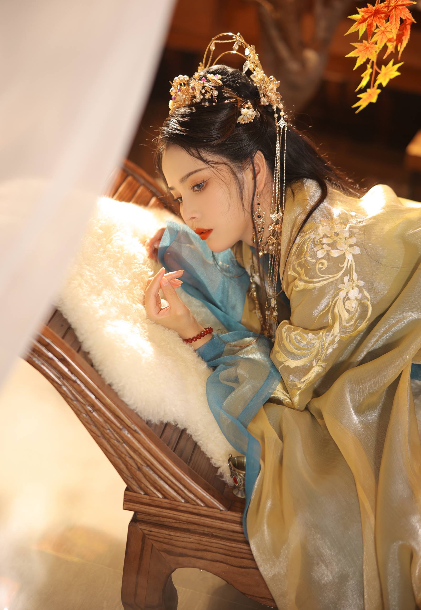 苏嫣嫣阿姨 - 白茶清欢[12P/114MB]