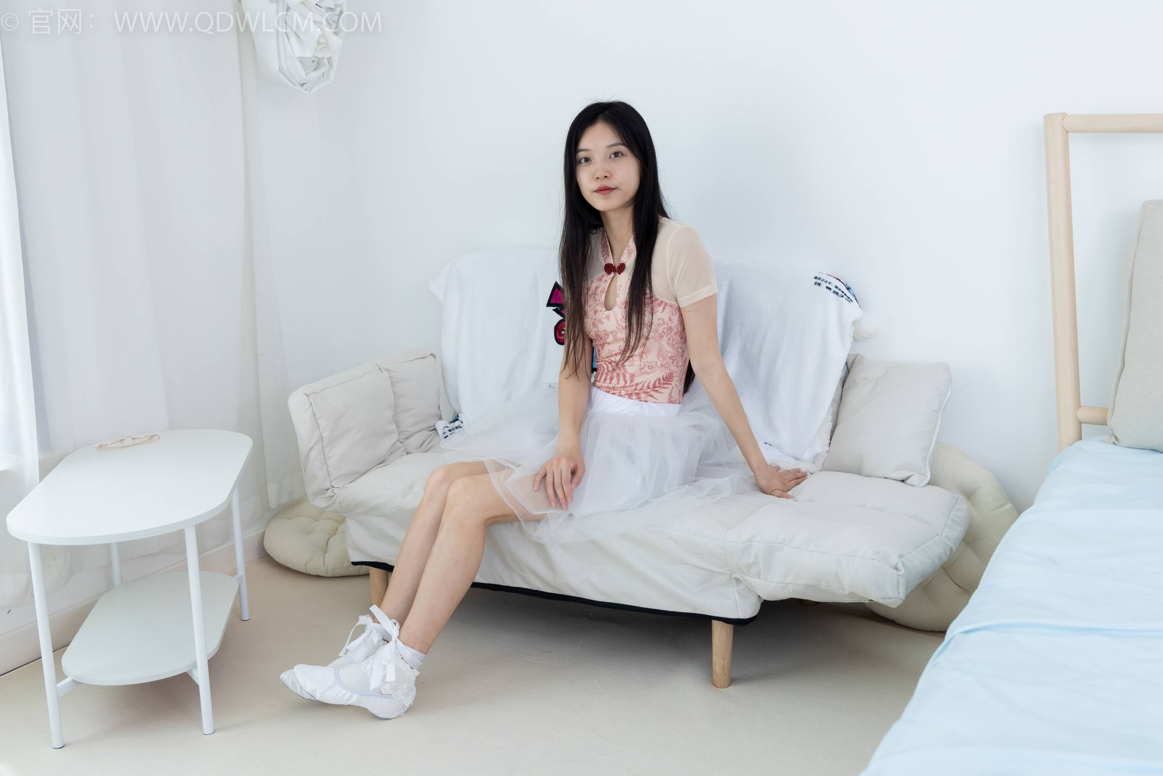 物恋传媒 NO.1788 茯苓-烦恼被遗忘[200P/1V/4.56GB]