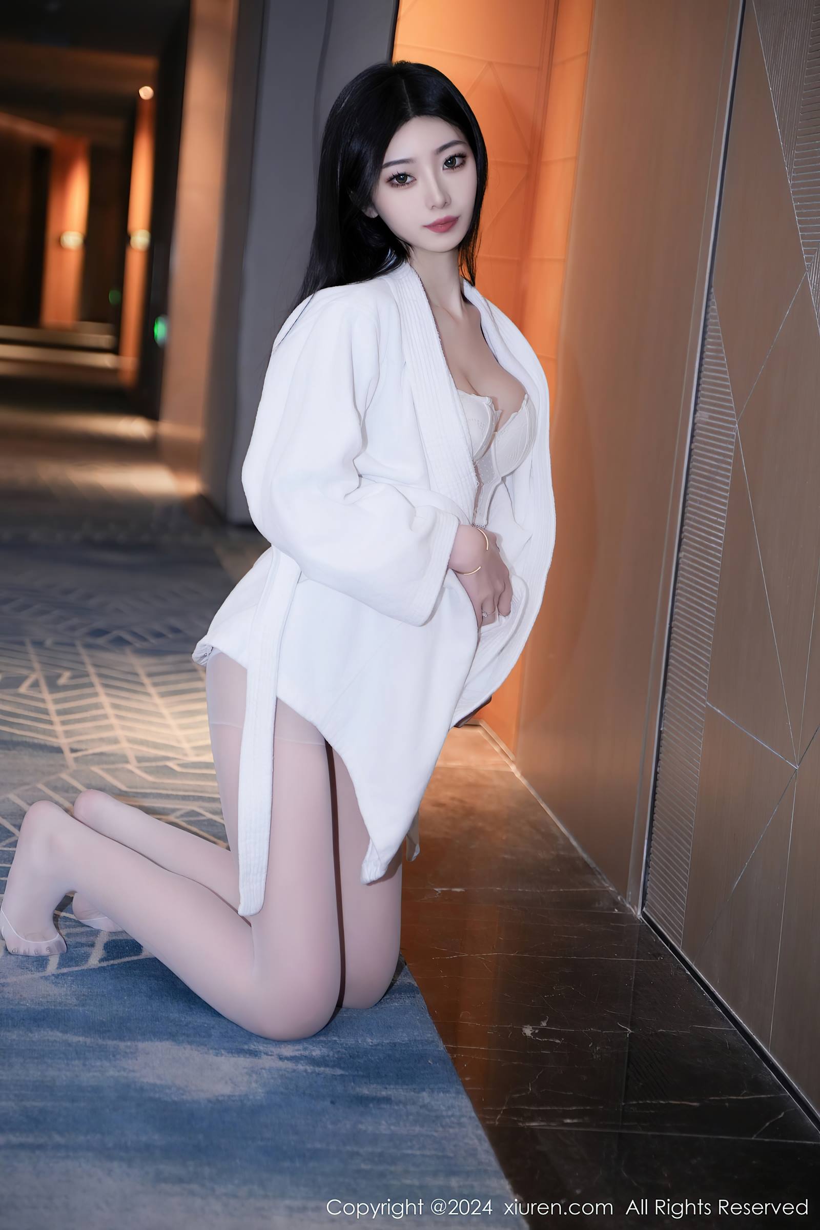 [Xiuren秀人网]2024.01.15 NO.7960 安琪Yee[64+1P/547MB]
