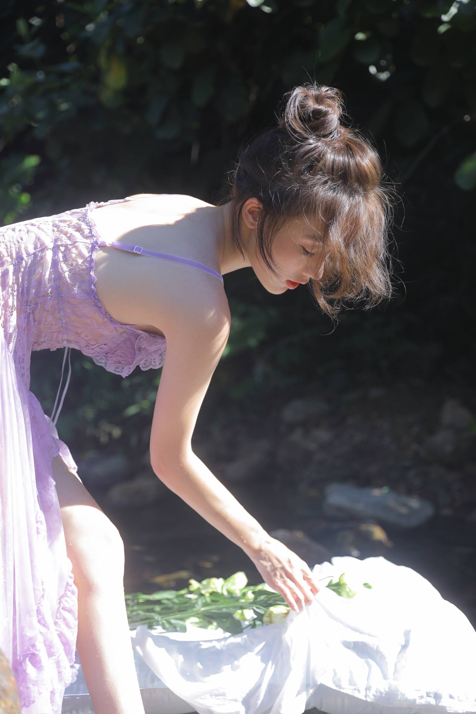 [YITUYU艺图语]2022.09.06 小溪水写真 栗子[20+1P/72.3MB]