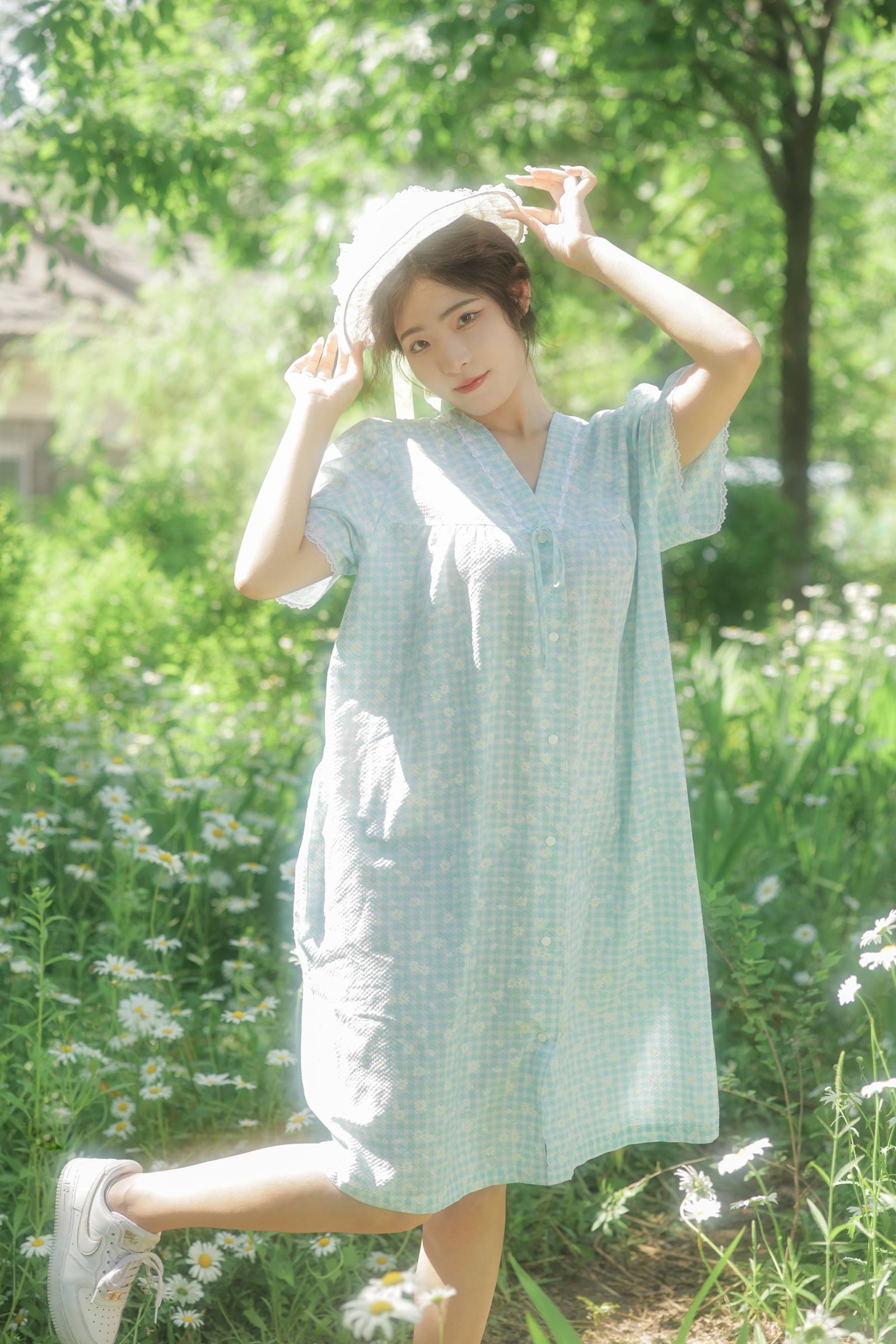 [YITUYU艺图语]2022.09.01 夏天的小雏菊 YY王[19+1P/46MB]