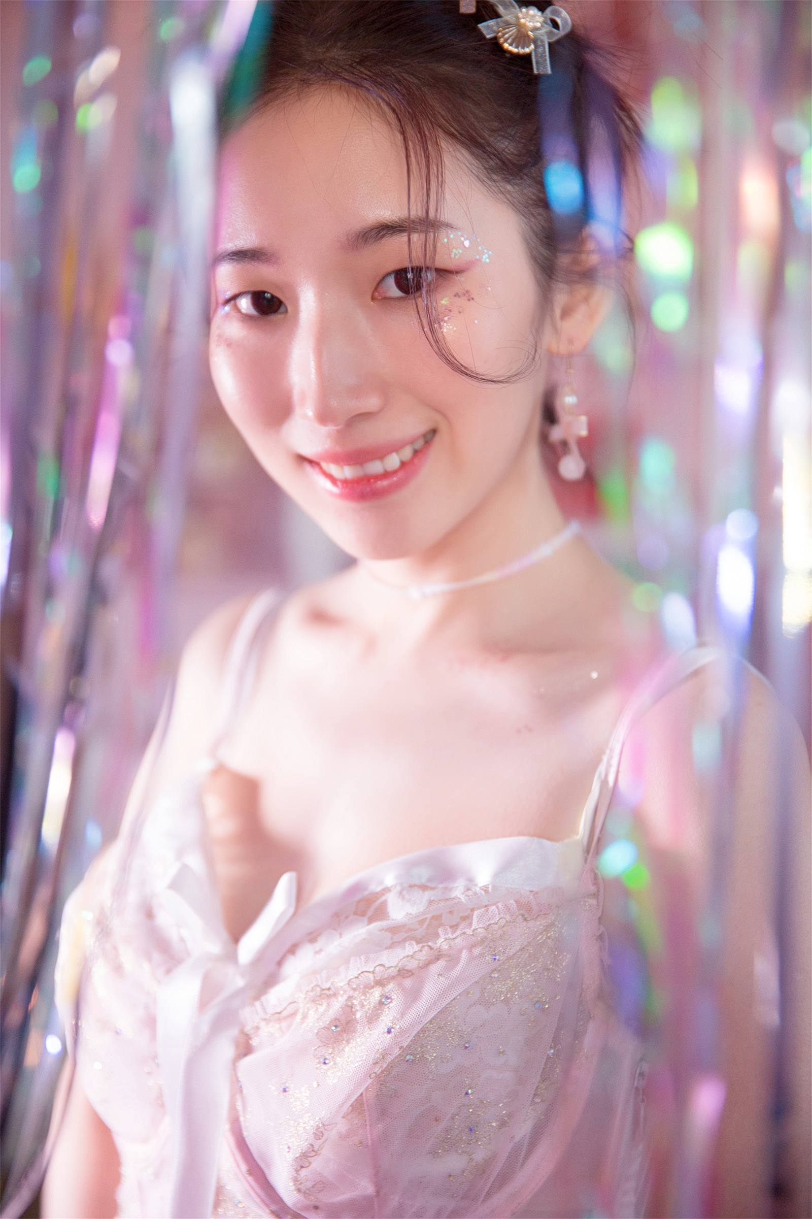 [YALAYI雅拉伊]2023.11.02 NO.1086 秀丽迷人[36+1P/232MB]