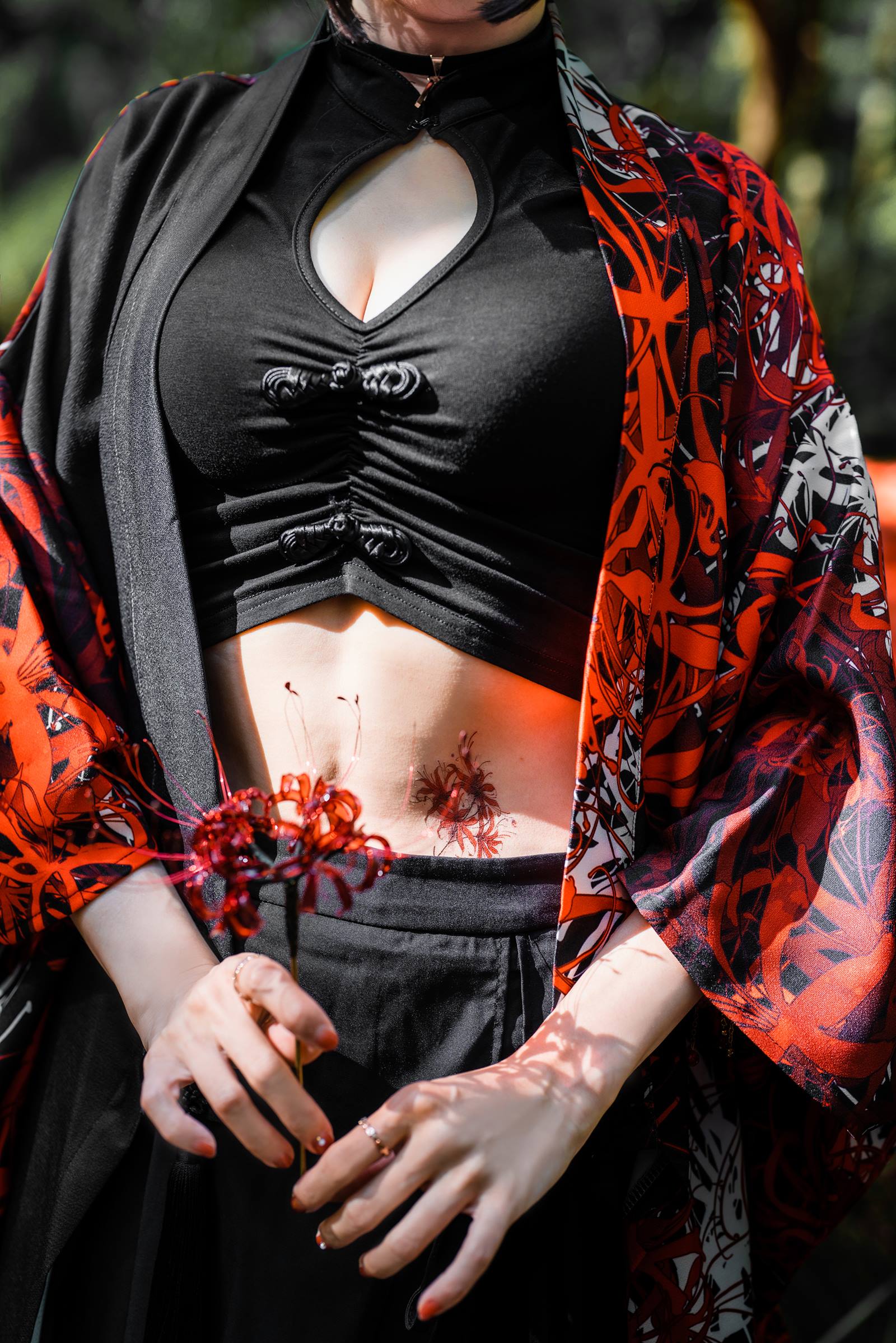 Ely_eee(ElyEE子) - Red Higanbana 殷紅彼岸[36P/123MB]