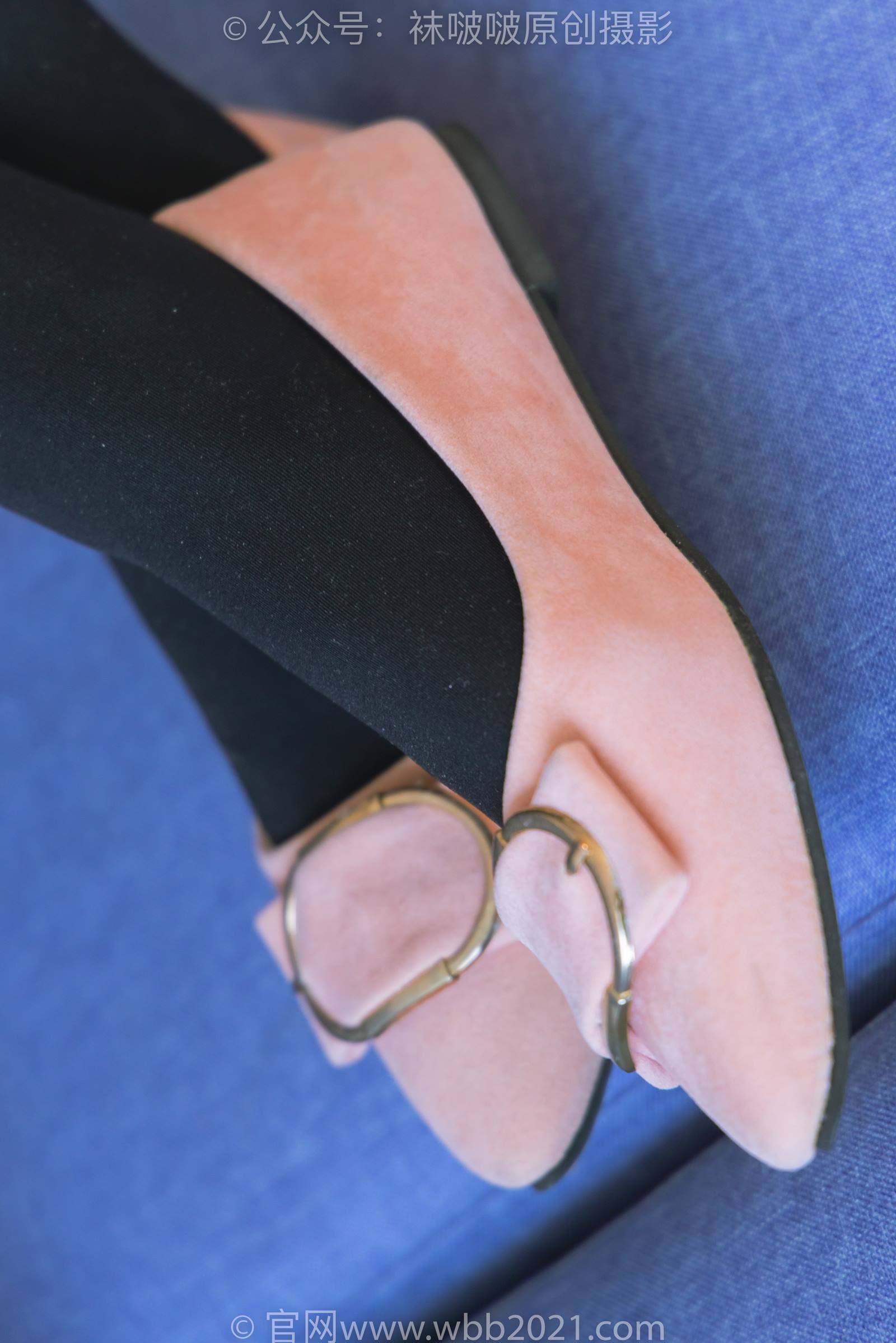 [BoBoSocks袜啵啵]NO.315 小沫-平底鞋、厚黑丝、模特穿鞋及丝袜踩玩偶小熊剧情[140P/1V/6.44GB]