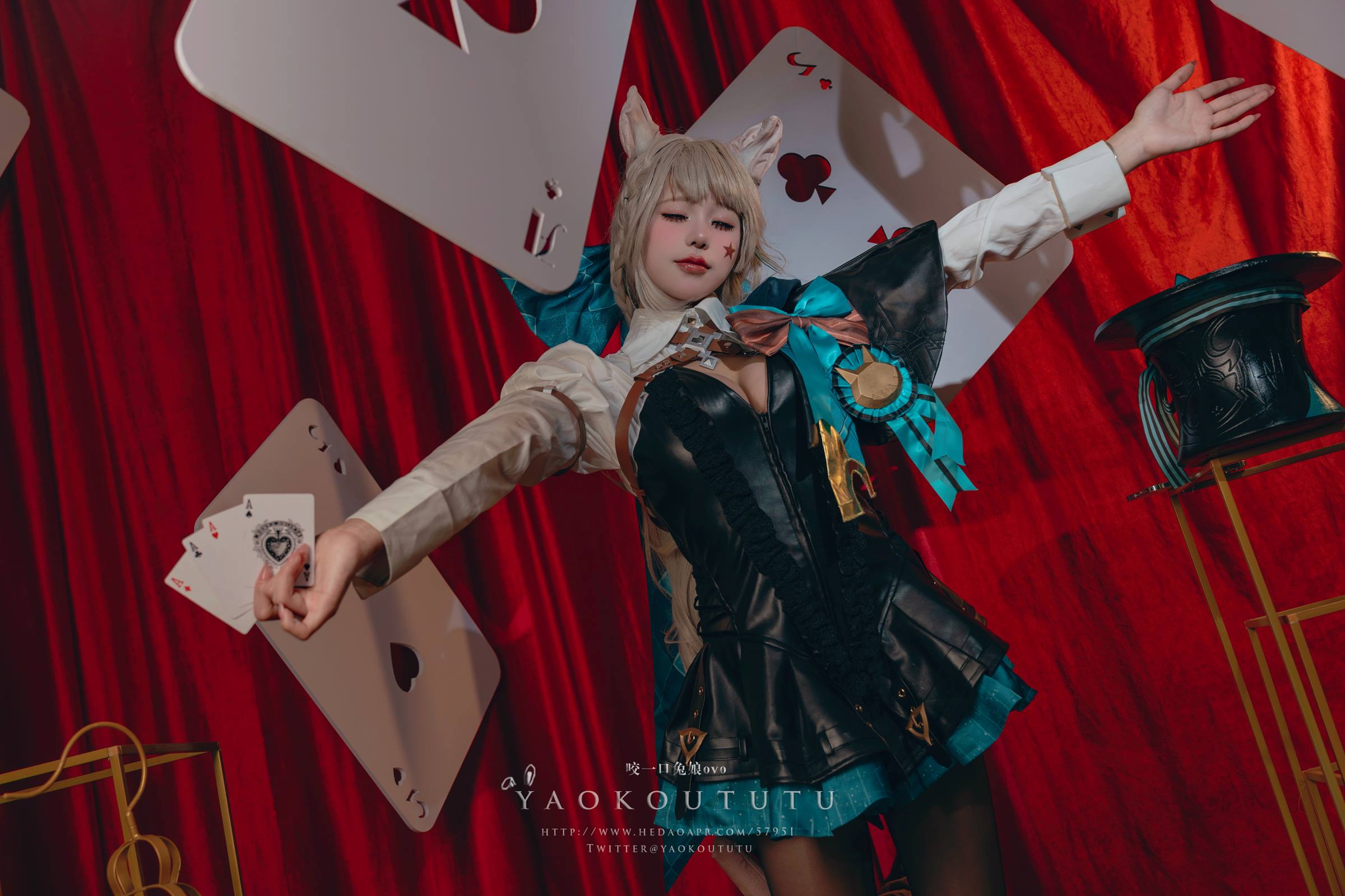 咬一口兔娘(黏黏团子兔) – 九月订阅『兔兔班车』No.4琳妮特[40P/1V/496M]