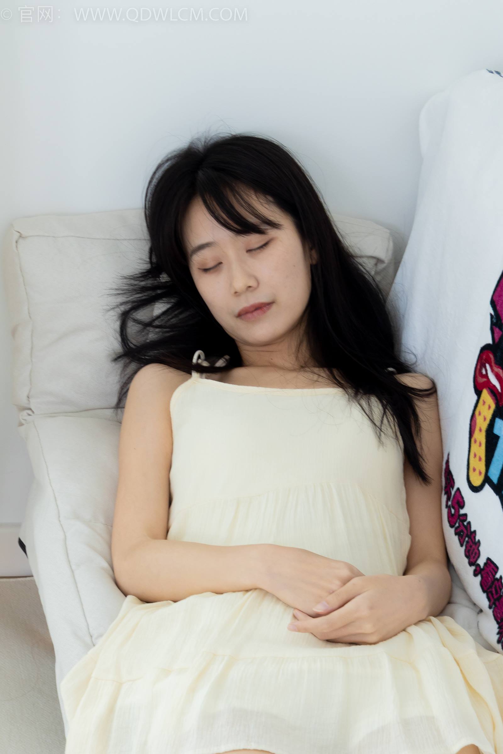 物恋传媒 NO.1782 菜菜-岁月漫长[200P/1V/4.64GB]