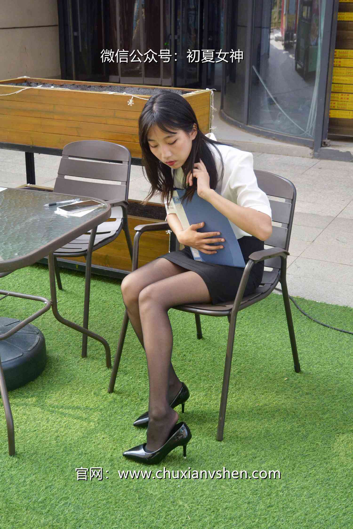 初夏女神 NO.085 点点 黑白正装[140P/1V/5.48GB]